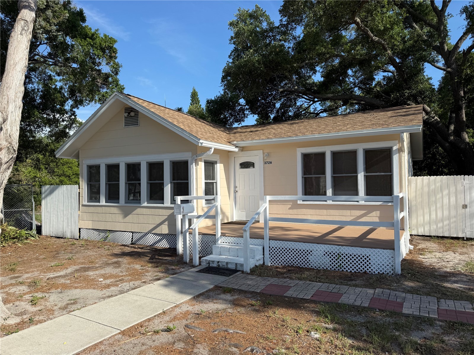 3726 18th Avenue S Saint Petersburg FL 33711 TB8512196 image1