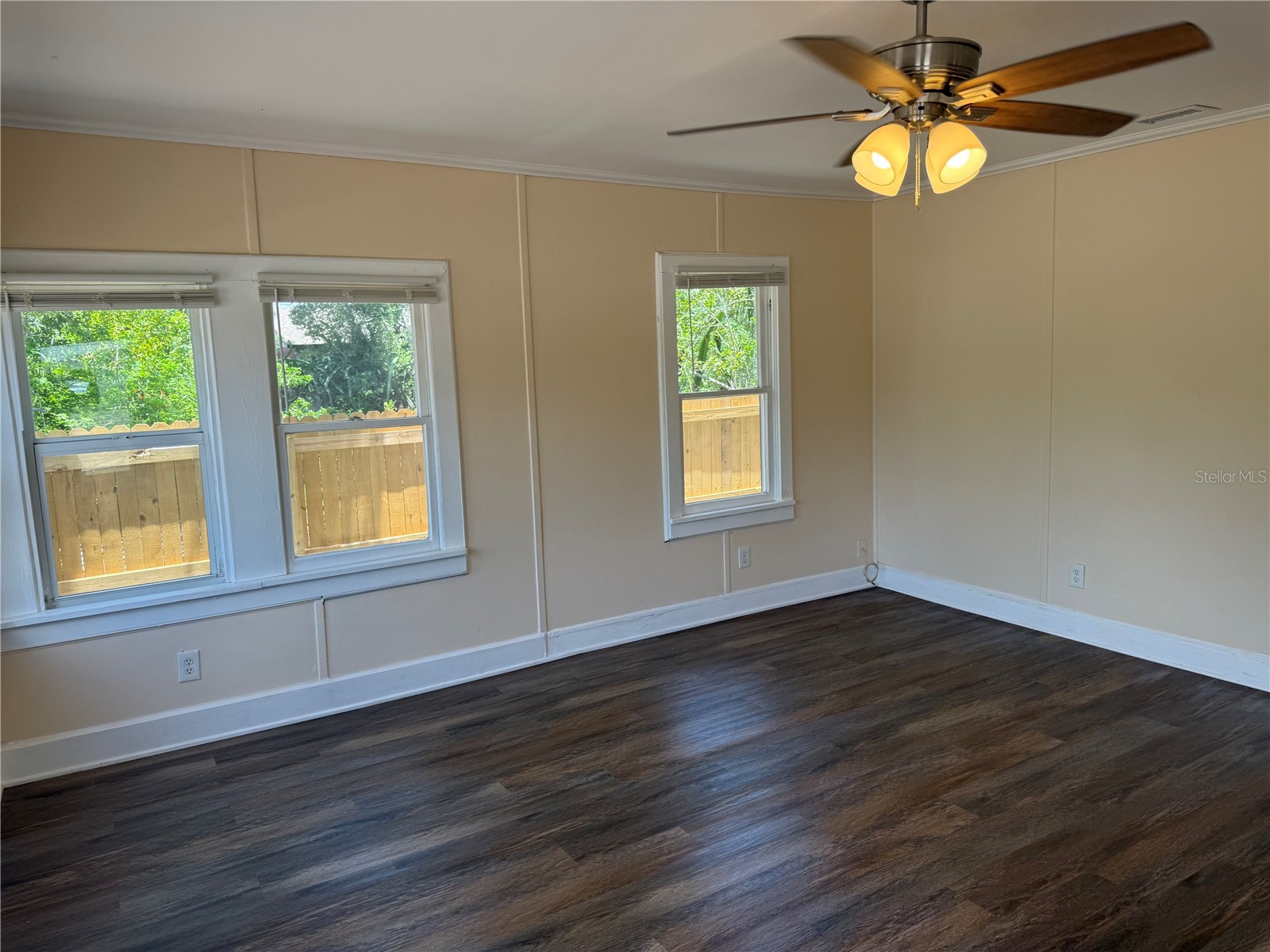 3726 18th Avenue S Saint Petersburg FL 33711 TB8512196 image15