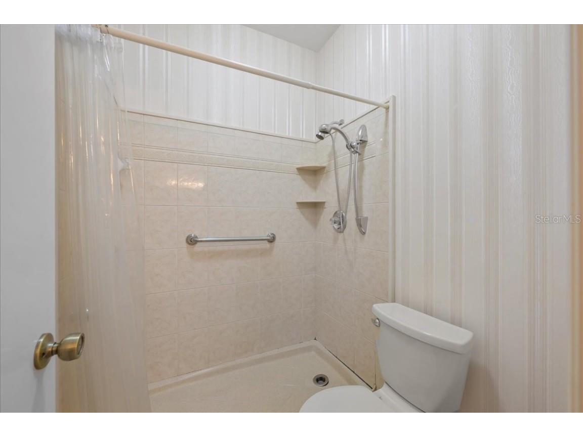 3726 NW 53rd Road Gainesville FL 32653 GC533839 image18