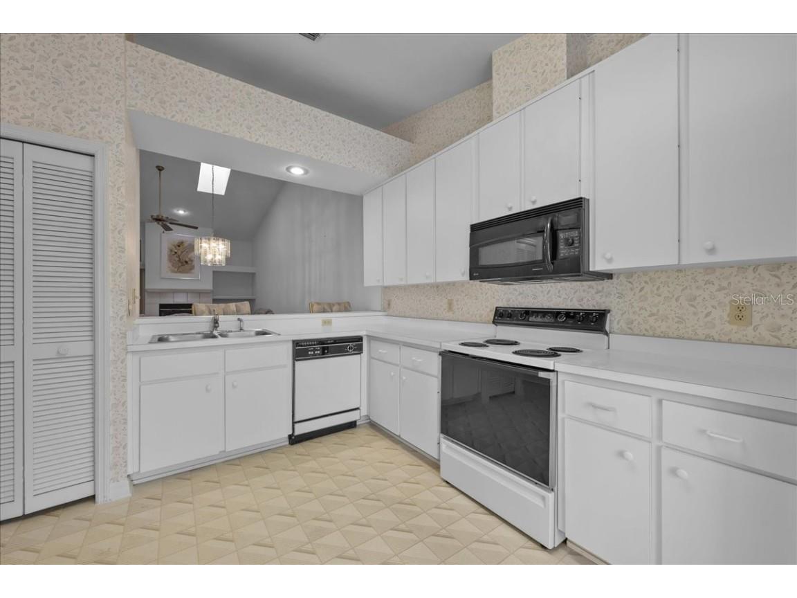 3726 NW 53rd Road Gainesville FL 32653 GC533839 image6