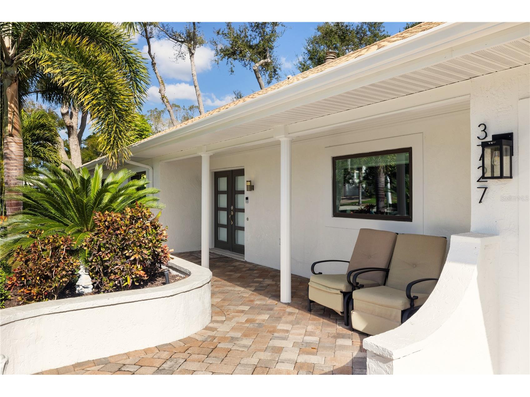 3727 Tangier Terrace Sarasota FL 34239 A4693739 image3