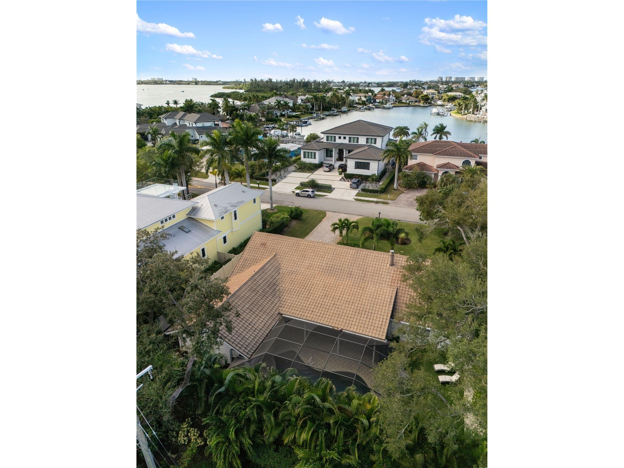 3727 Tangier Terrace Sarasota FL 34239 A4693739 image8
