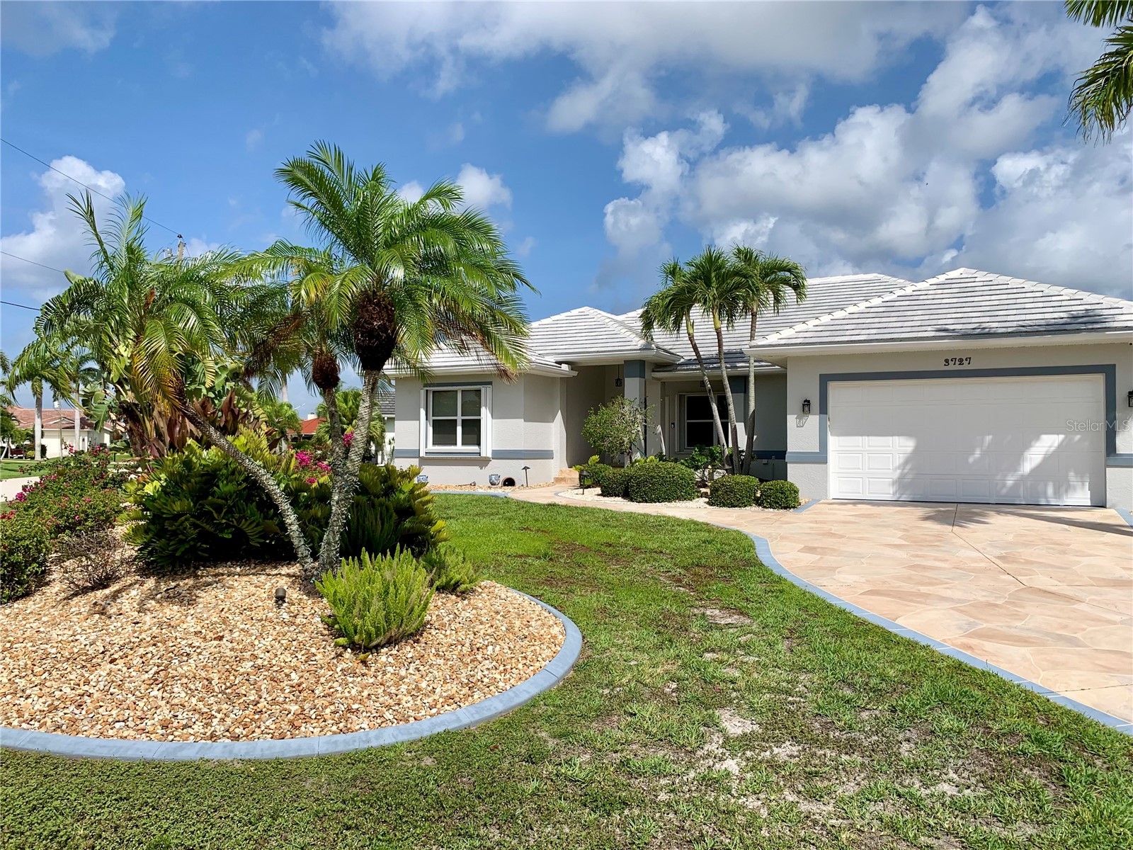 3727 Whippoorwill Court Punta Gorda FL 33950 C7526637 image2
