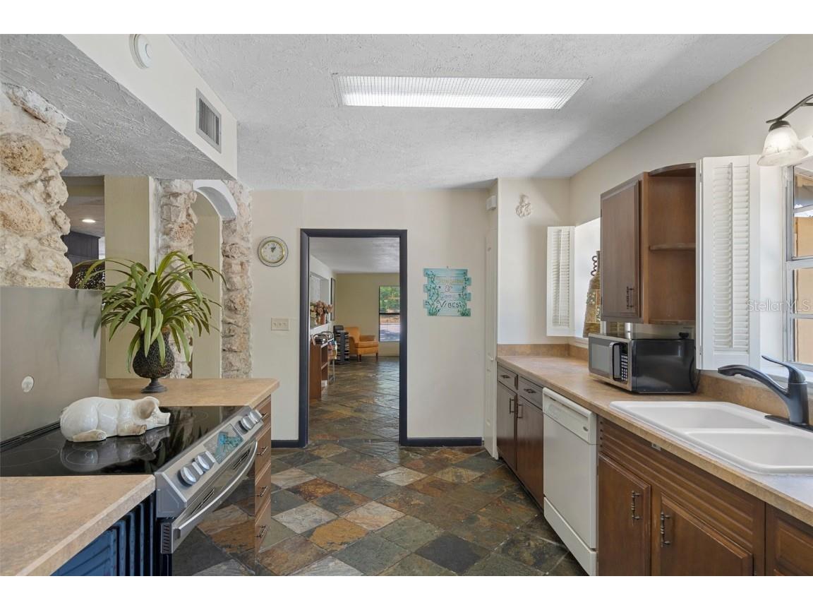 3729 S Lecanto Highway Lecanto FL 34461 W7874892 image43