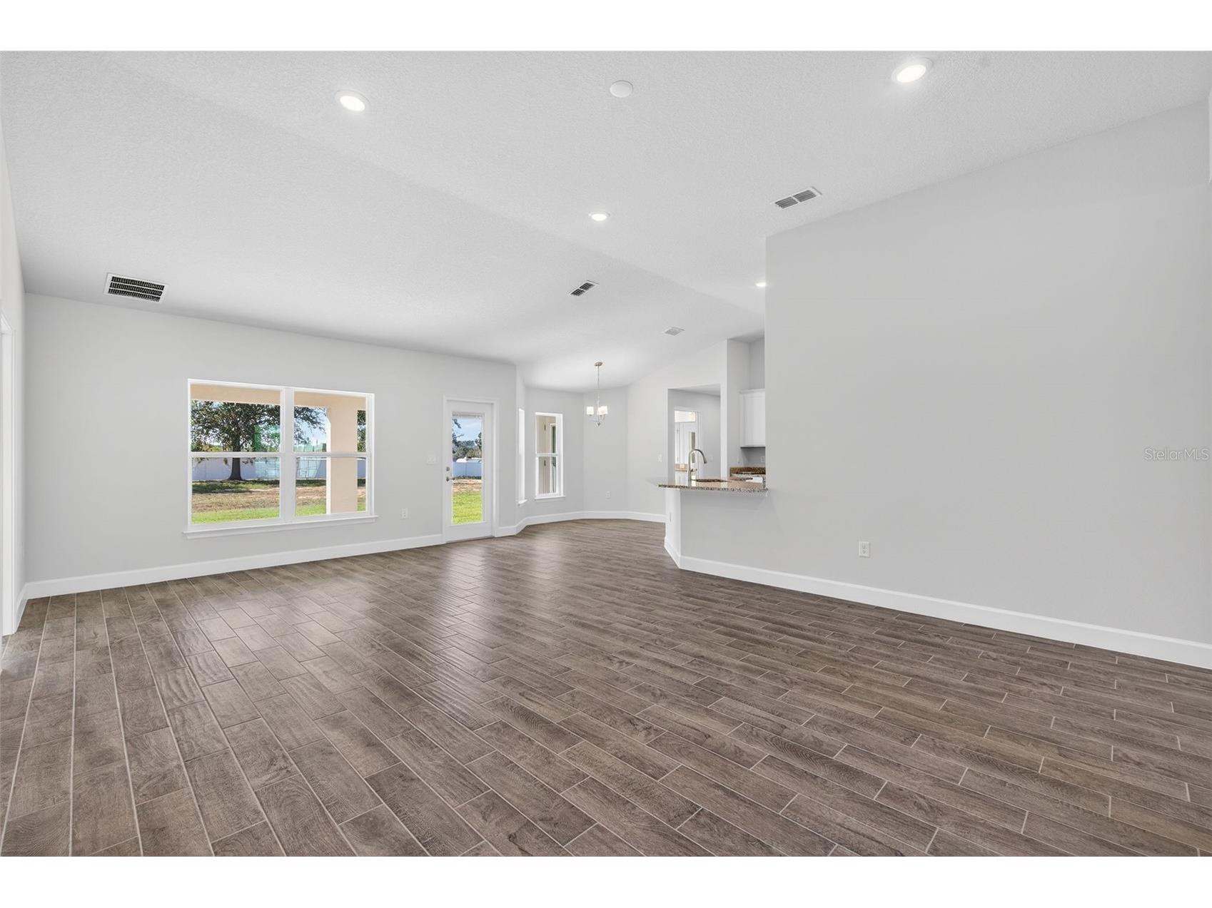 37298 Hidden View Circle Dade City FL 33523 TB8456386 image21