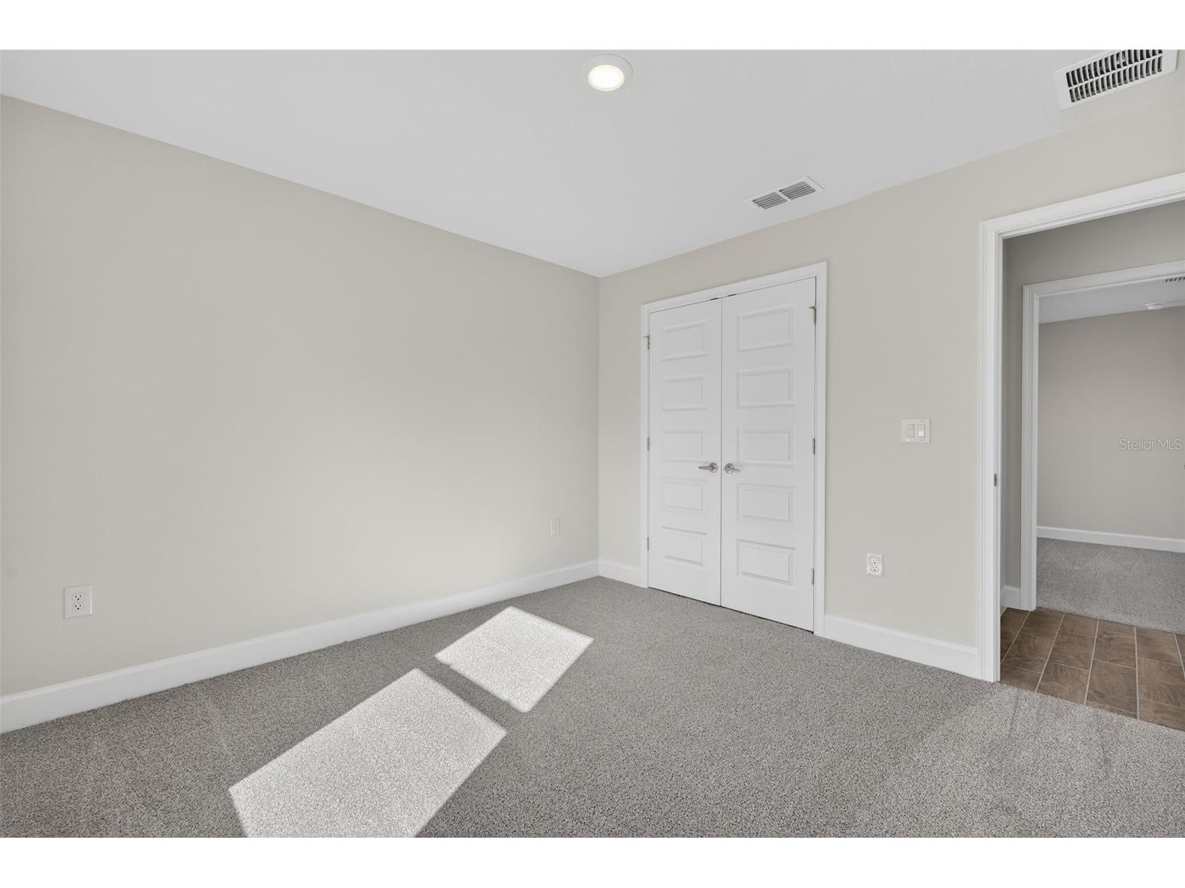 37298 Hidden View Circle Dade City FL 33523 TB8456386 image41