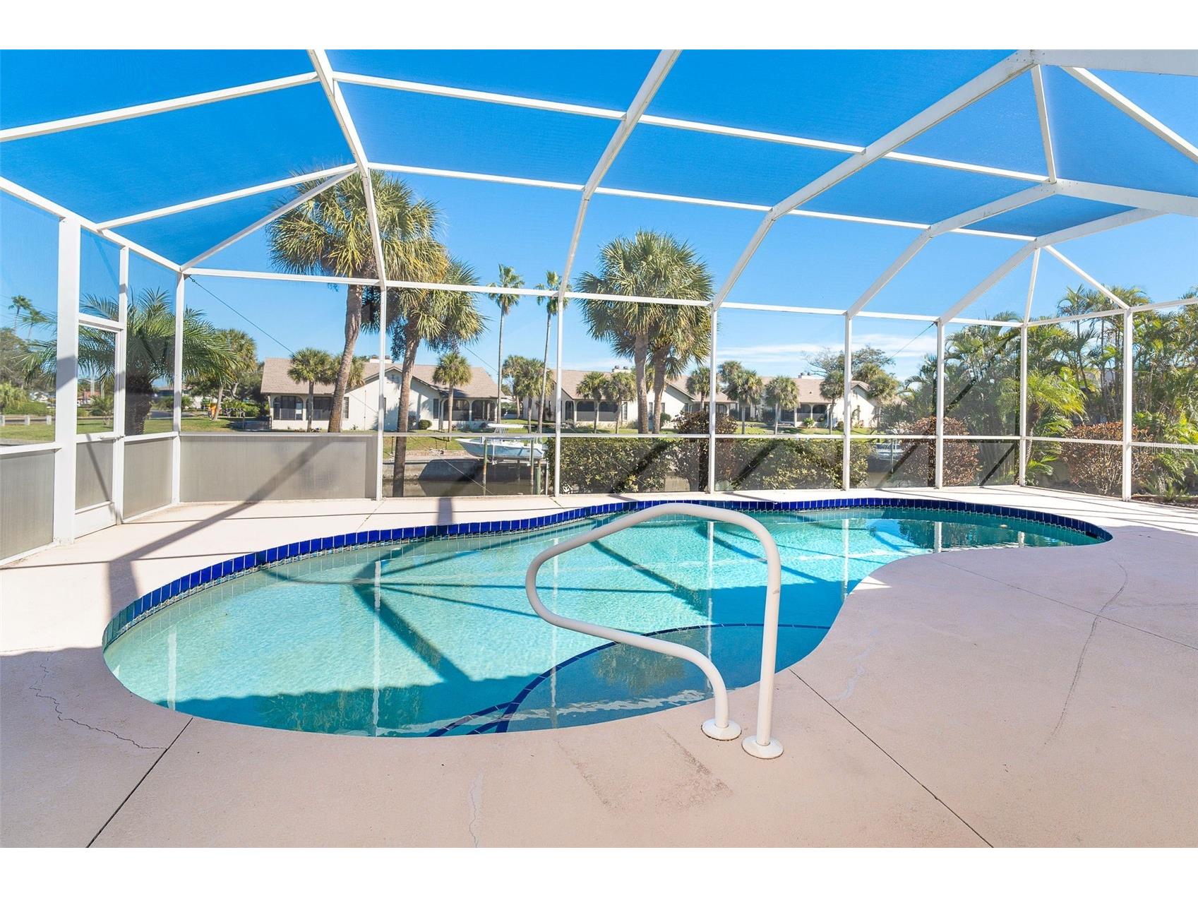 373 Ardenwood Drive Englewood FL 34223 - WINDSOR CANAL D6145732 image2