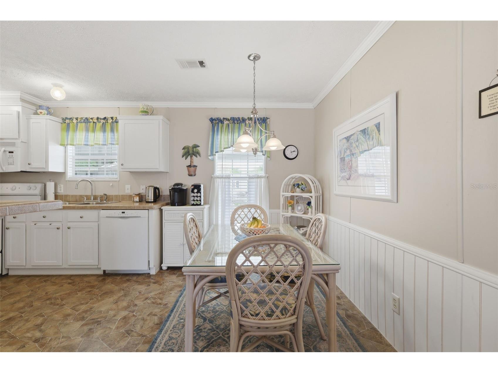 373 Dolores Boulevard Deland FL 32724 V4948467 image14