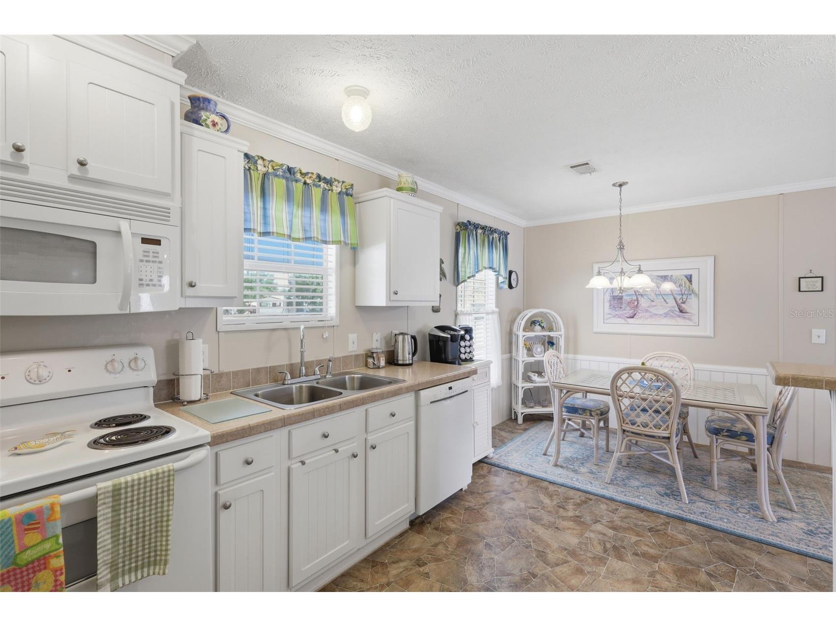 373 Dolores Boulevard Deland FL 32724 V4948467 image16