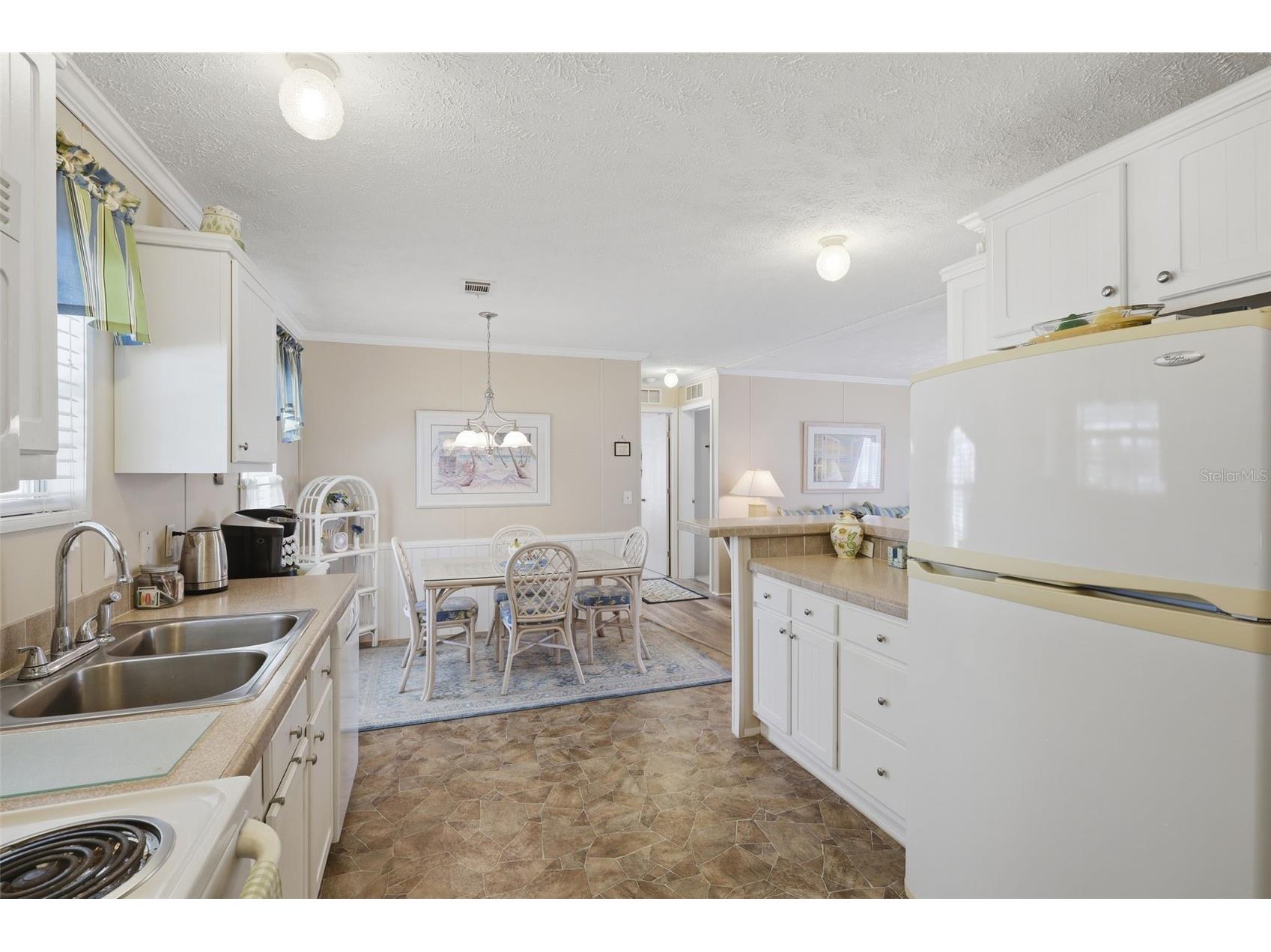 373 Dolores Boulevard Deland FL 32724 V4948467 image17