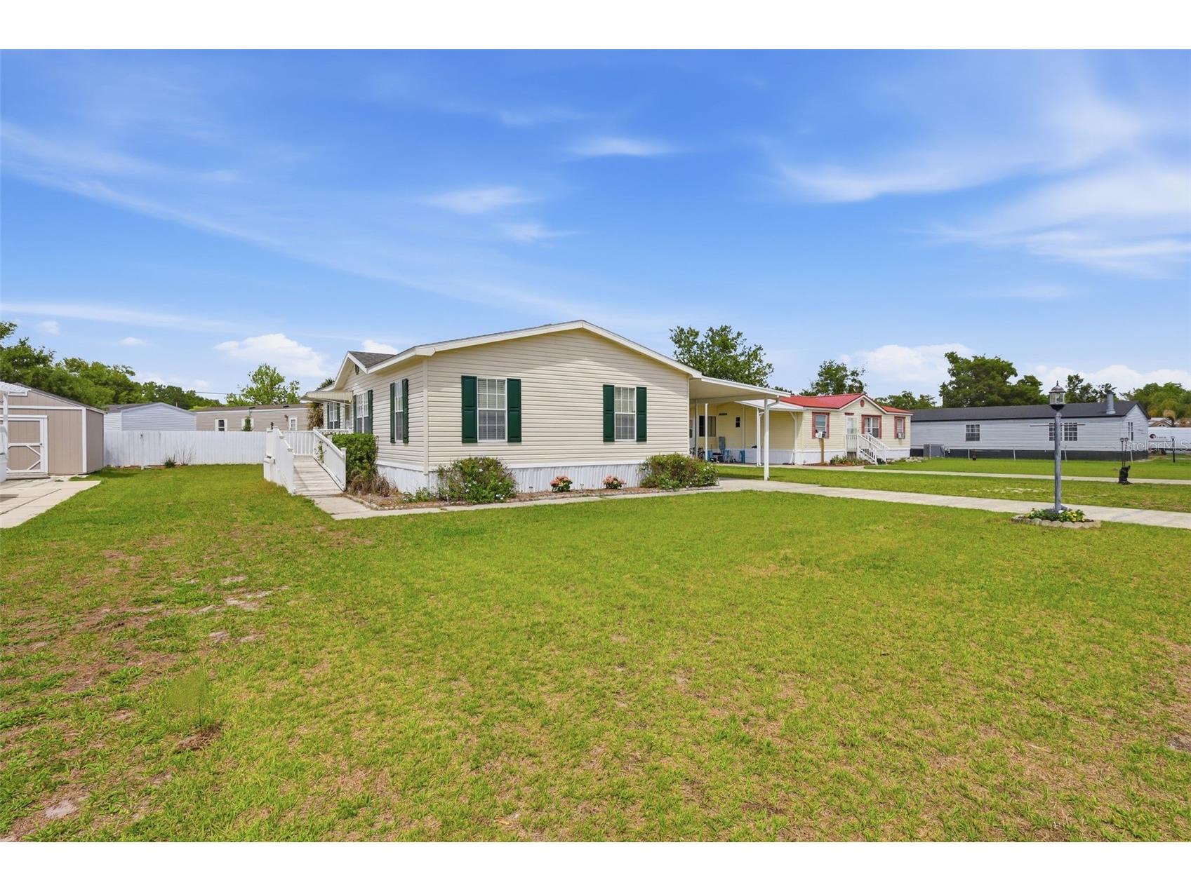 373 Dolores Boulevard Deland FL 32724 V4948467 image3
