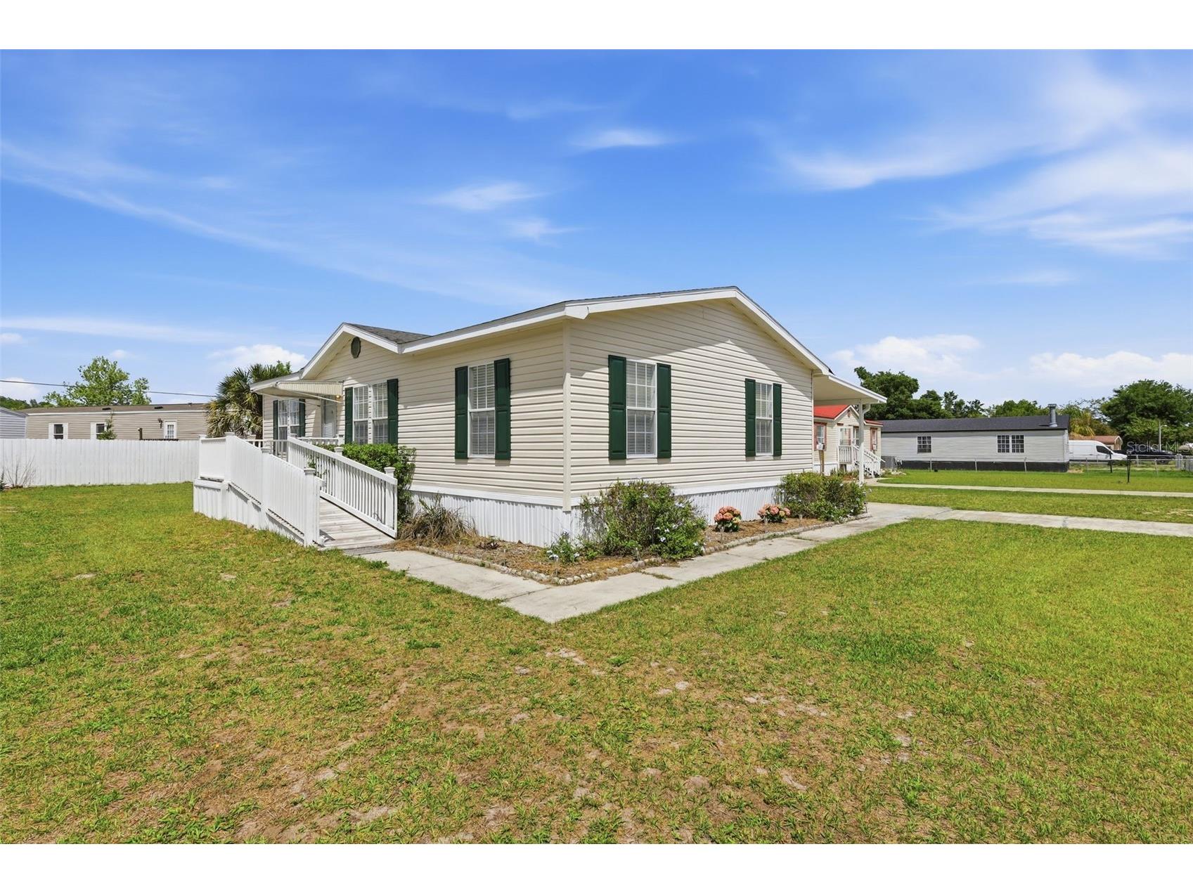 373 Dolores Boulevard Deland FL 32724 V4948467 image6