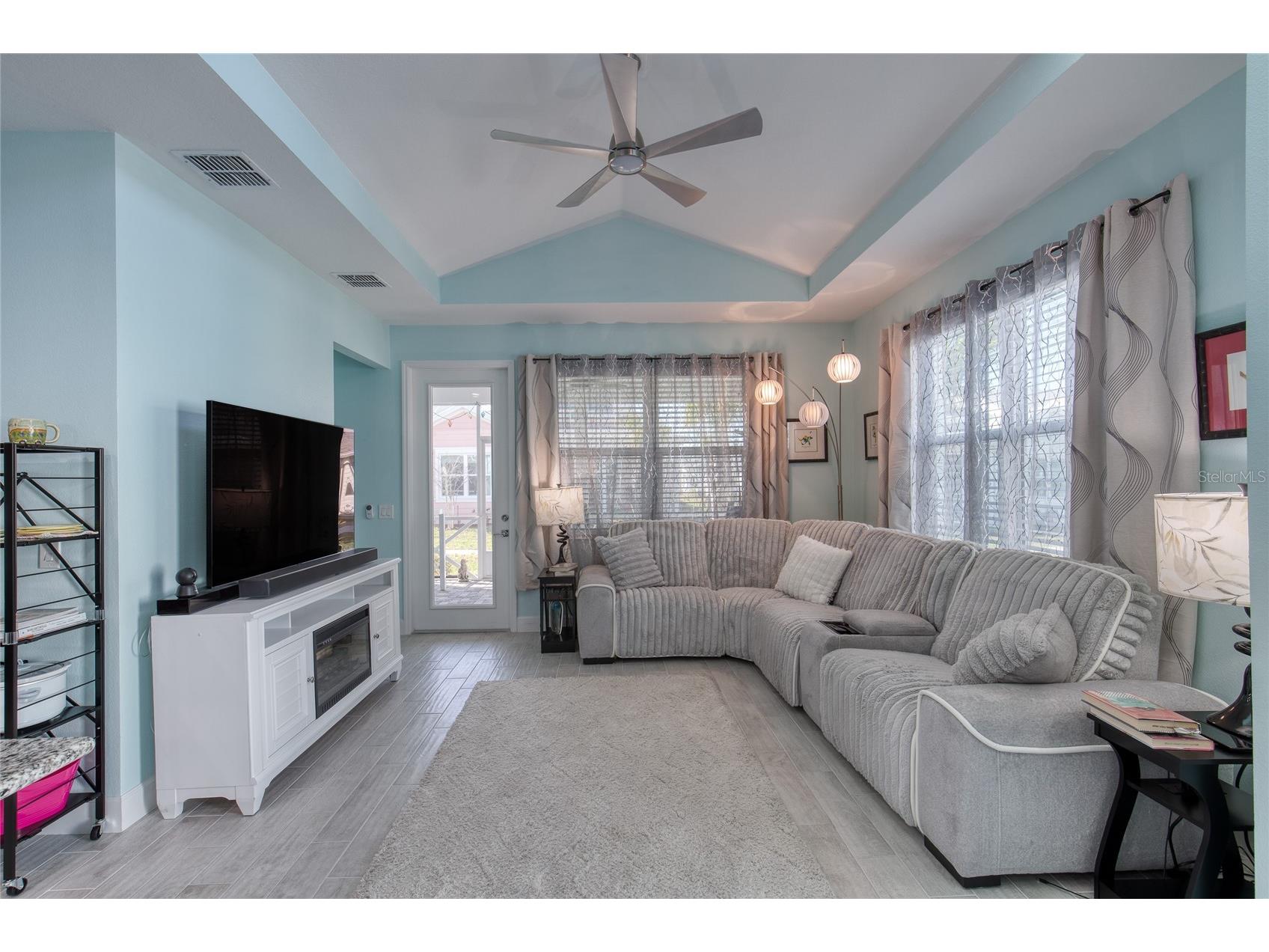 373 Hang Loose Way Daytona Beach FL 32124 FC316817 image17