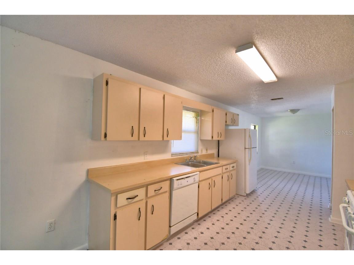 373 Lake Daisy Circle Winter Haven FL 33884 L4957732 image7