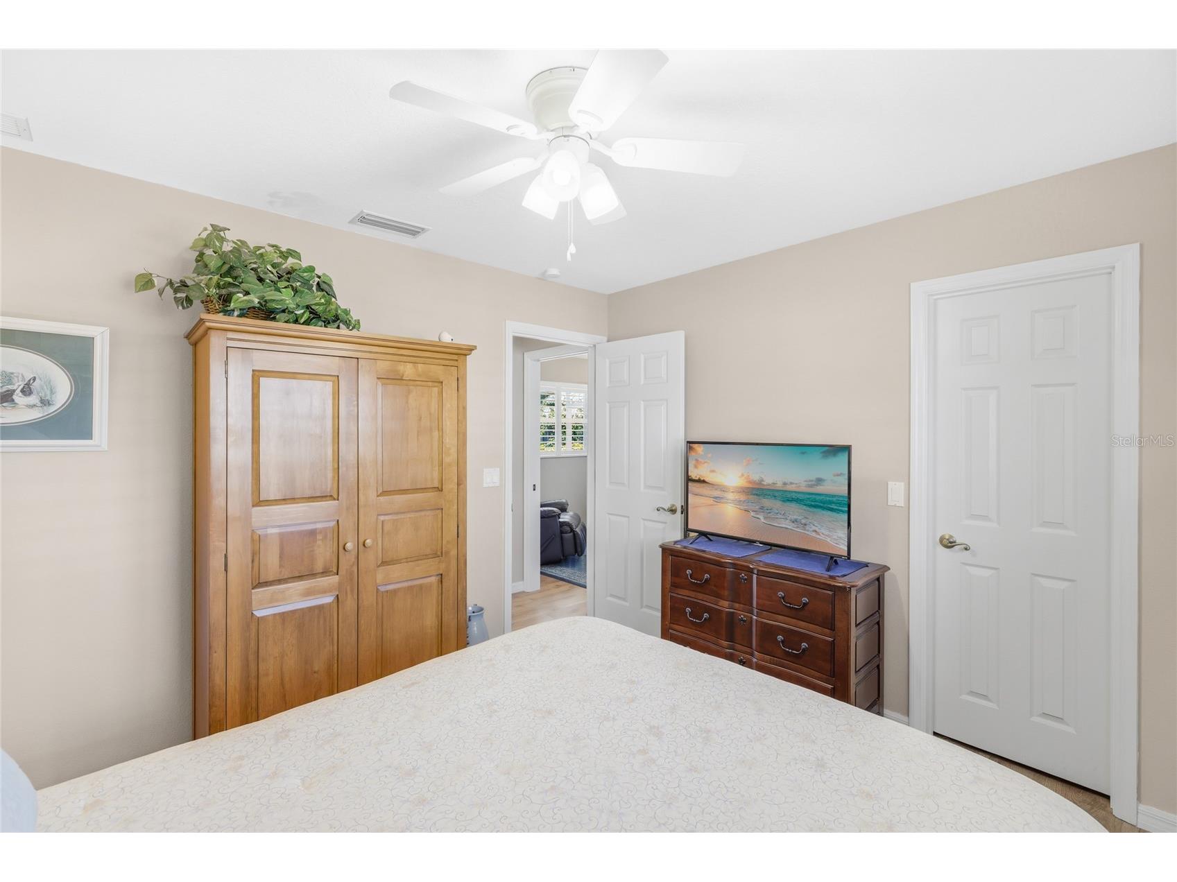 373 Roseling Circle Venice FL 34293 A4681755 image25