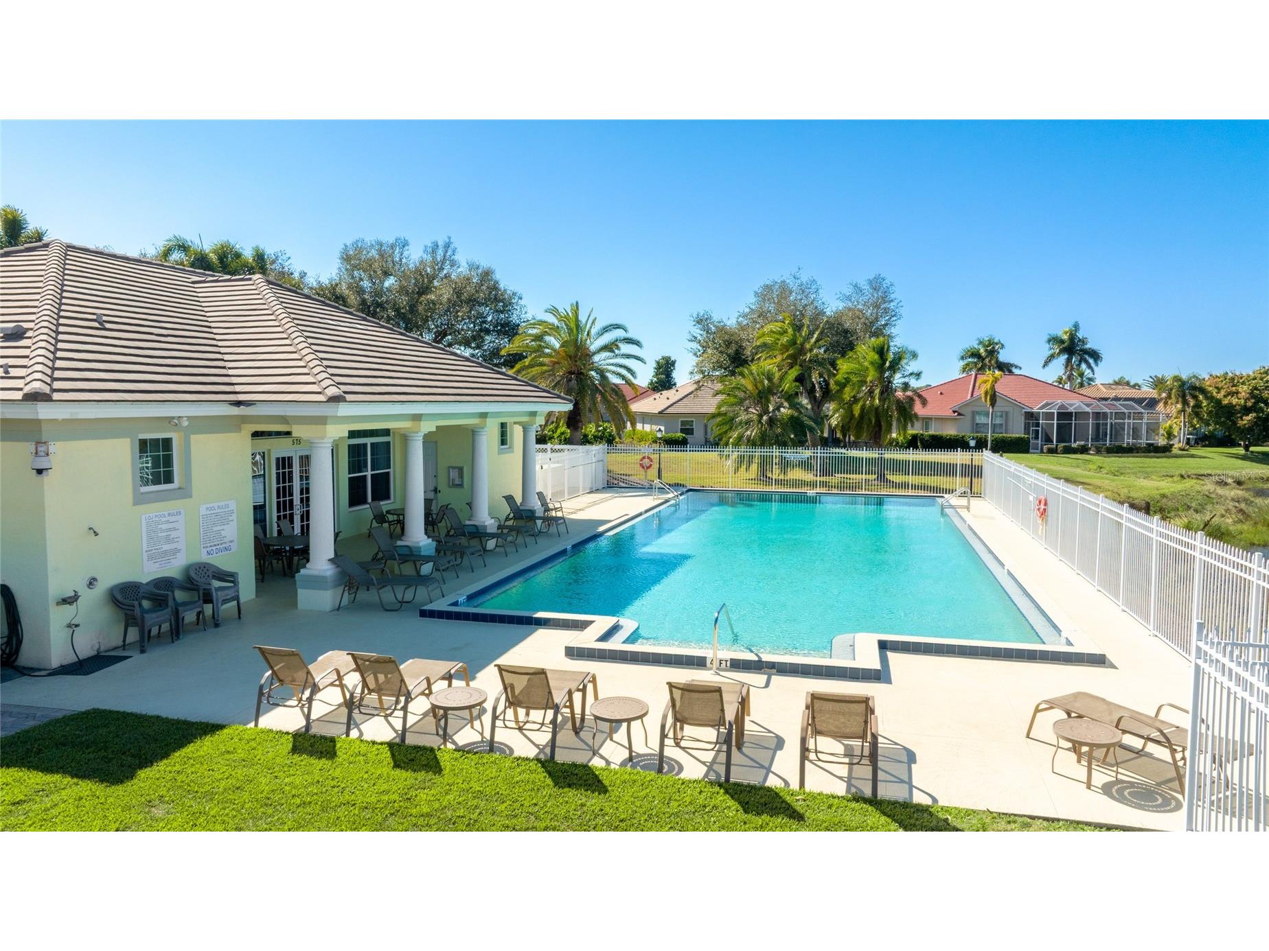 373 Roseling Circle Venice FL 34293 A4681755 image43