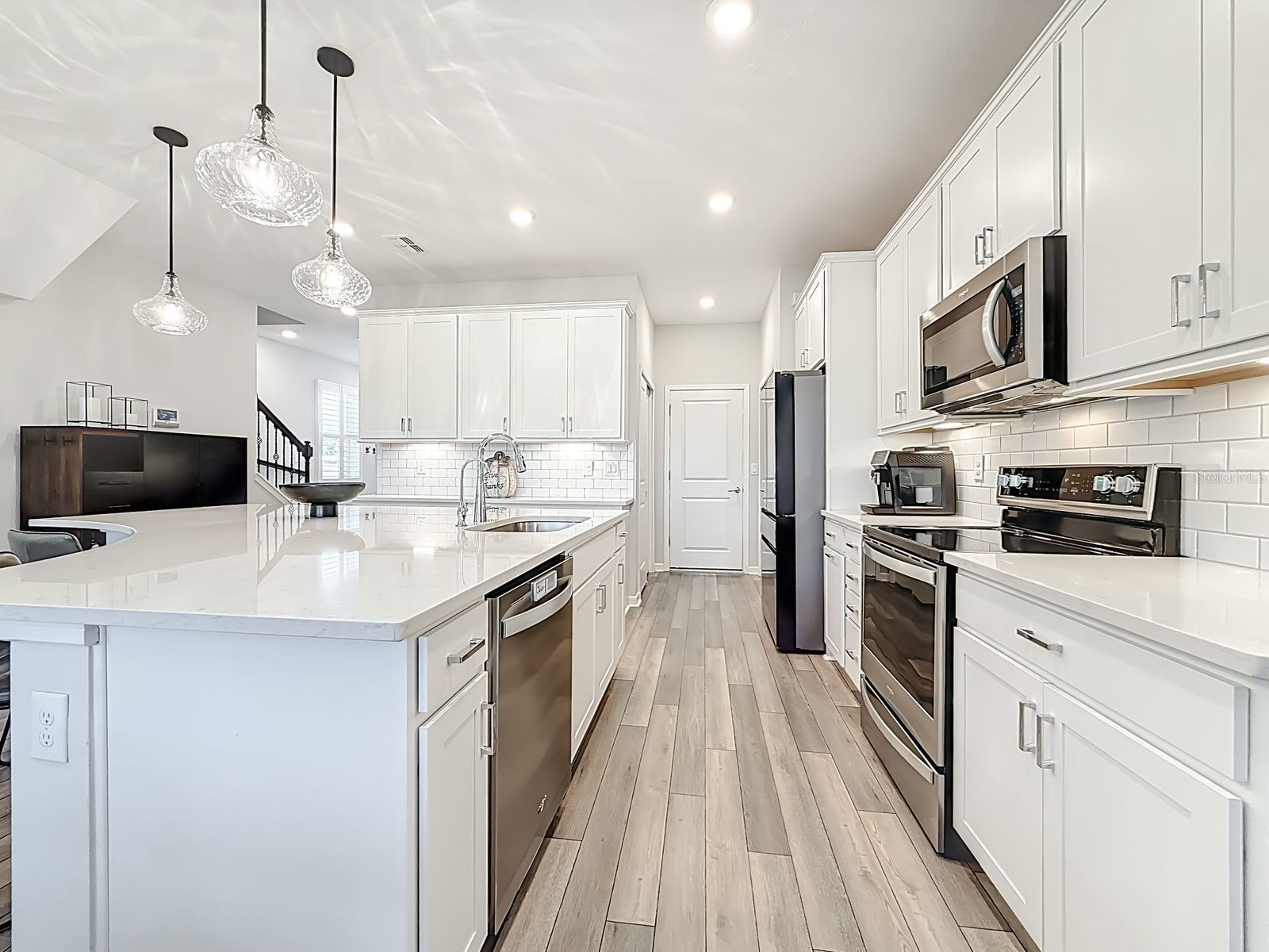 373 Sandbar Avenue NE Saint Petersburg FL 33716 TB8448413 image10