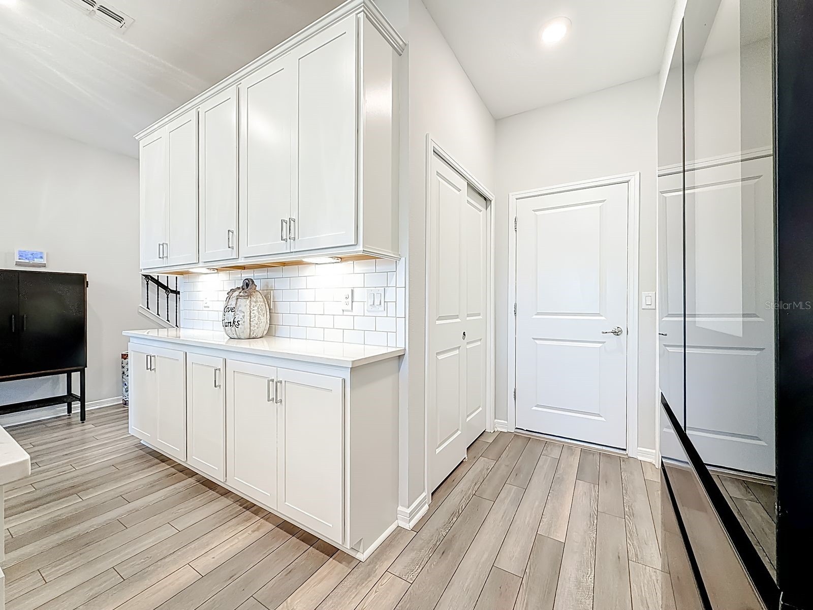 373 Sandbar Avenue NE Saint Petersburg FL 33716 TB8448413 image14