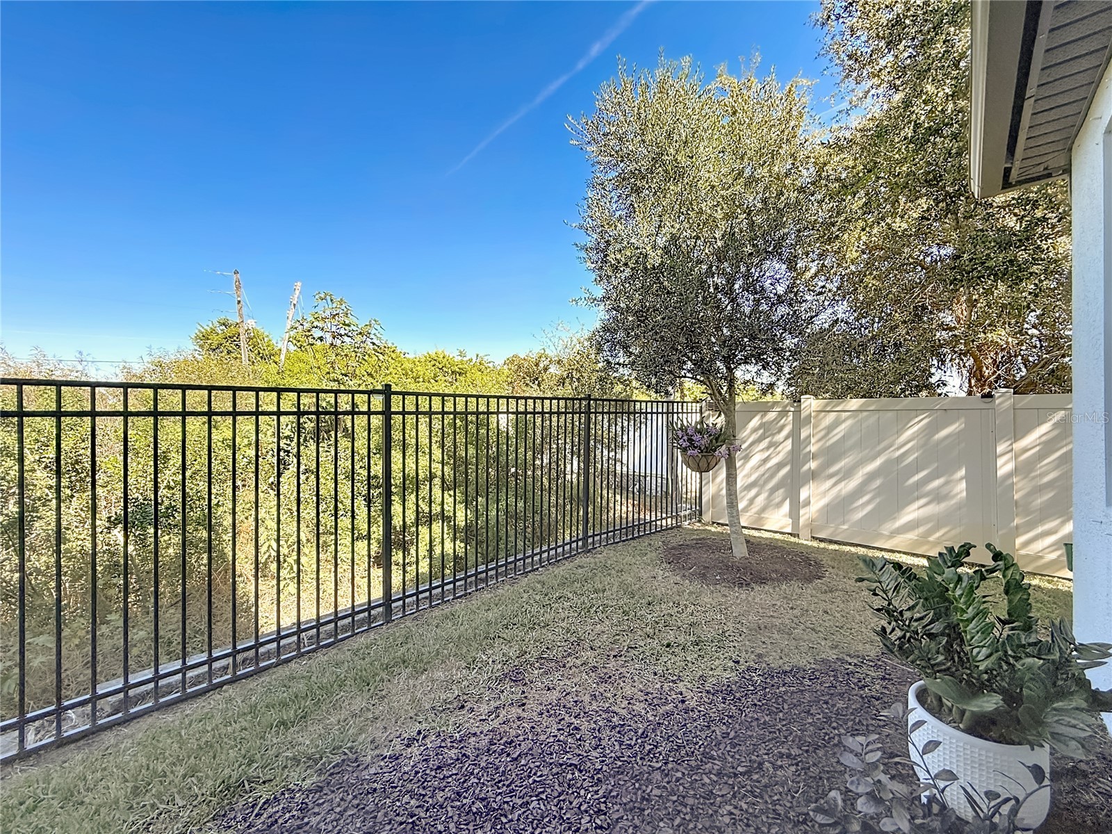 373 Sandbar Avenue NE Saint Petersburg FL 33716 TB8448413 image46