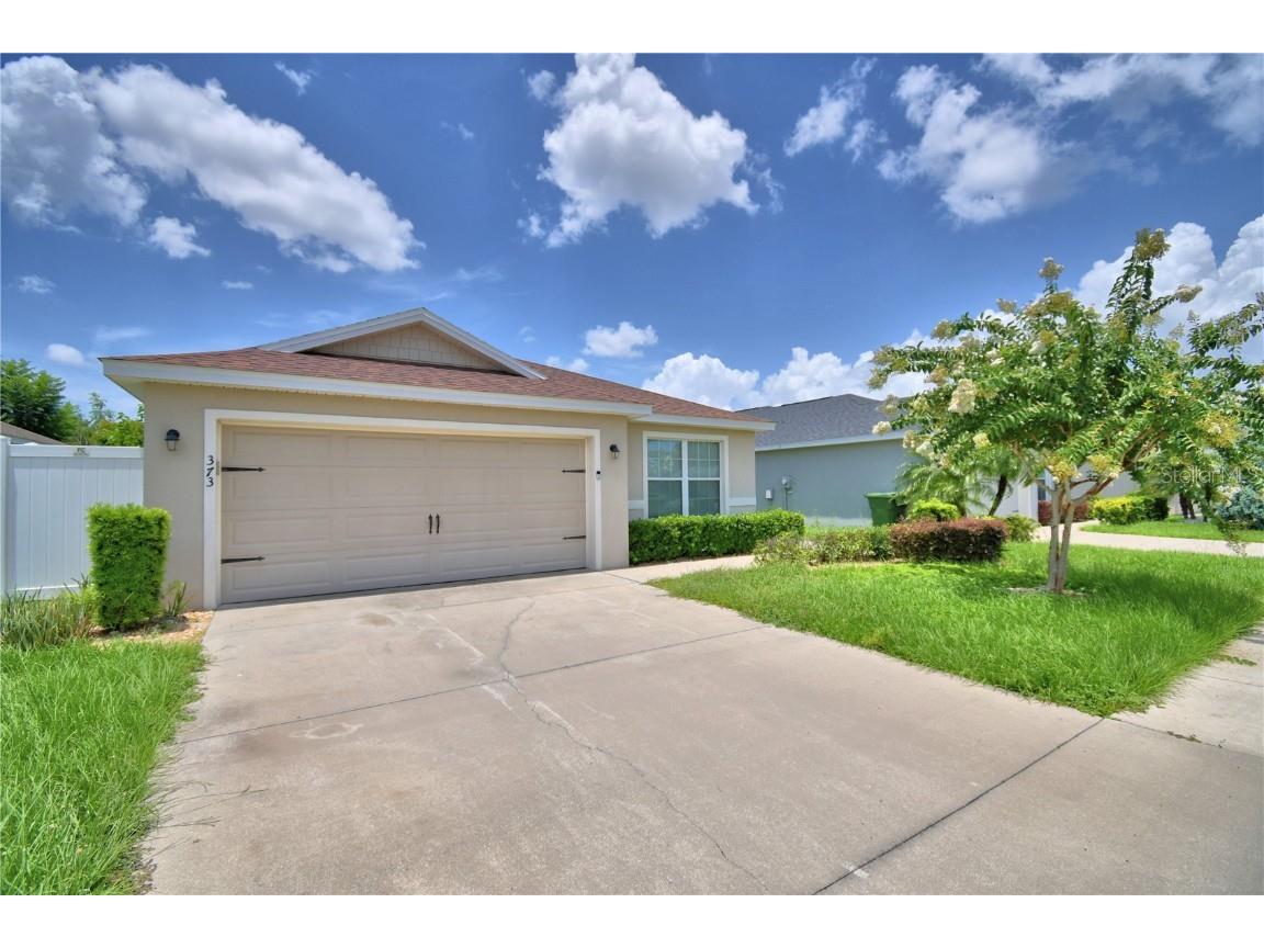 373 St Georges Cir Eagle Lake FL 33839 P4935159 image1