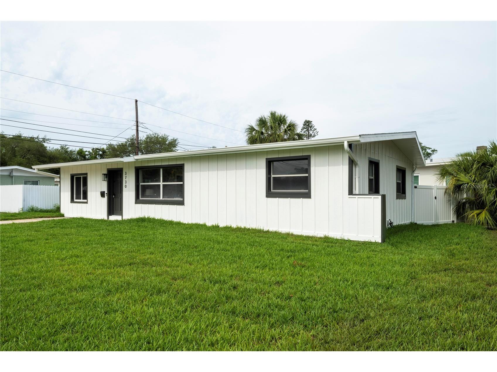 3730 75th Street N Saint Petersburg FL 33710 TB8514961 image1
