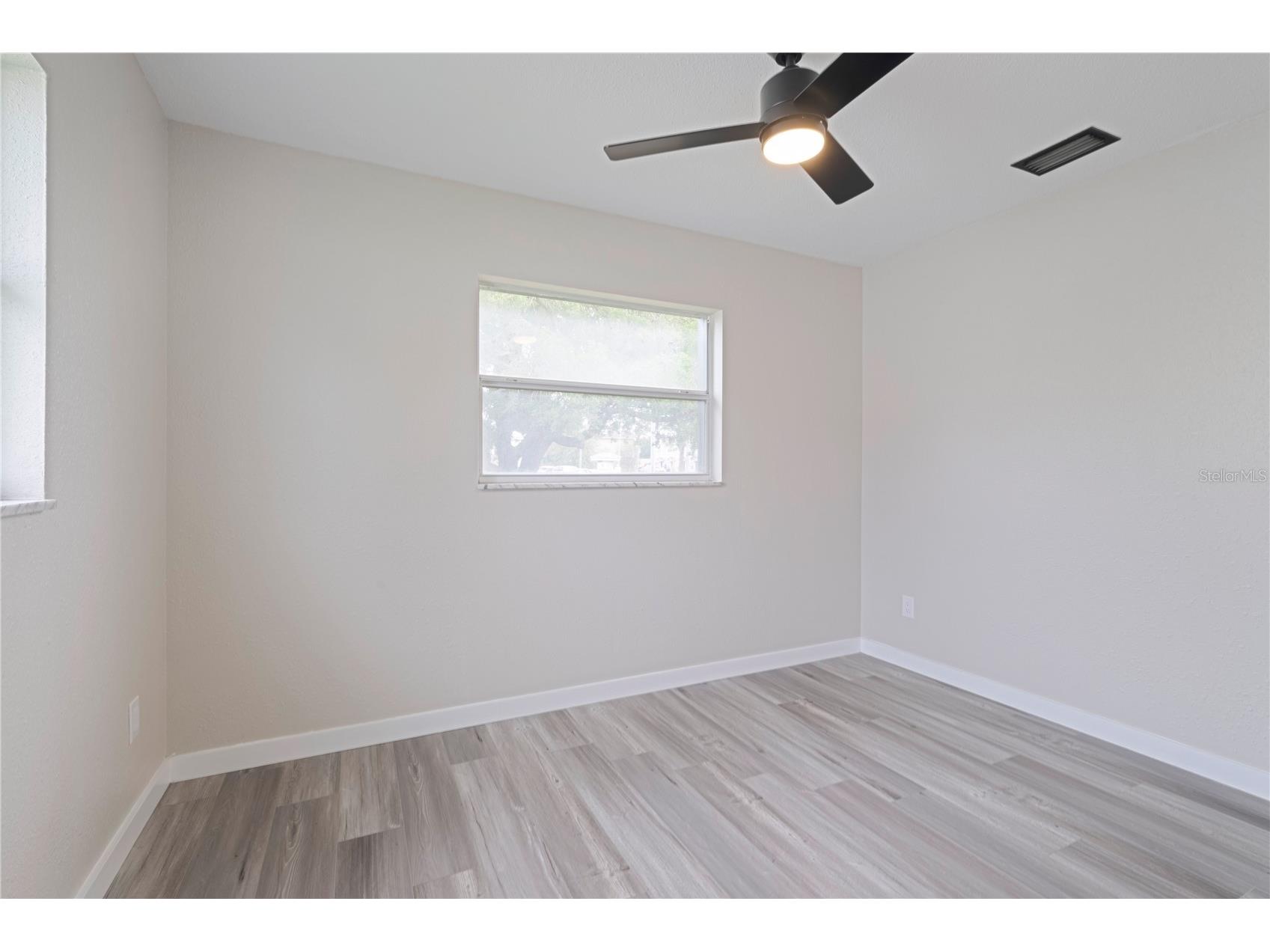 3730 75th Street N Saint Petersburg FL 33710 TB8514961 image25
