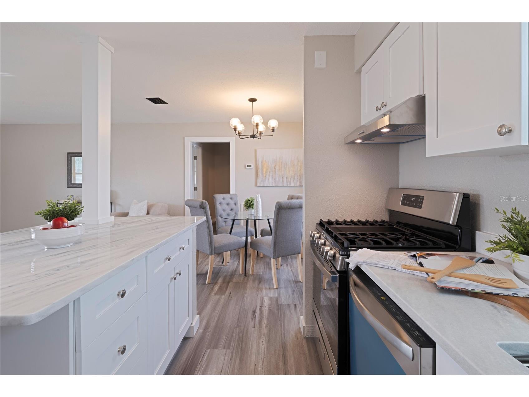 3730 75th Street N Saint Petersburg FL 33710 TB8514961 image8