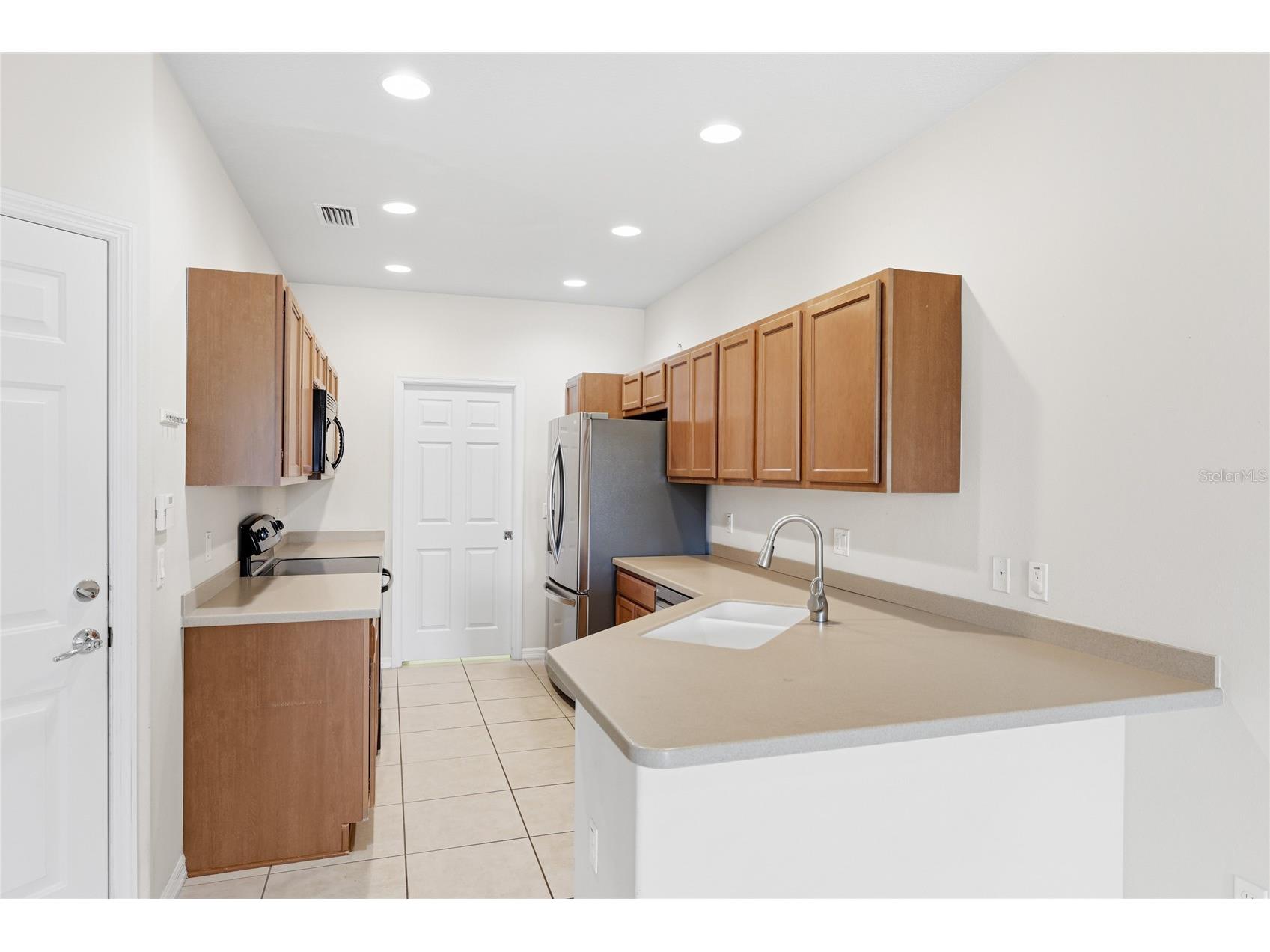 3730 82nd Avenue Circle E #104 Sarasota FL 34243 A4686045 image10