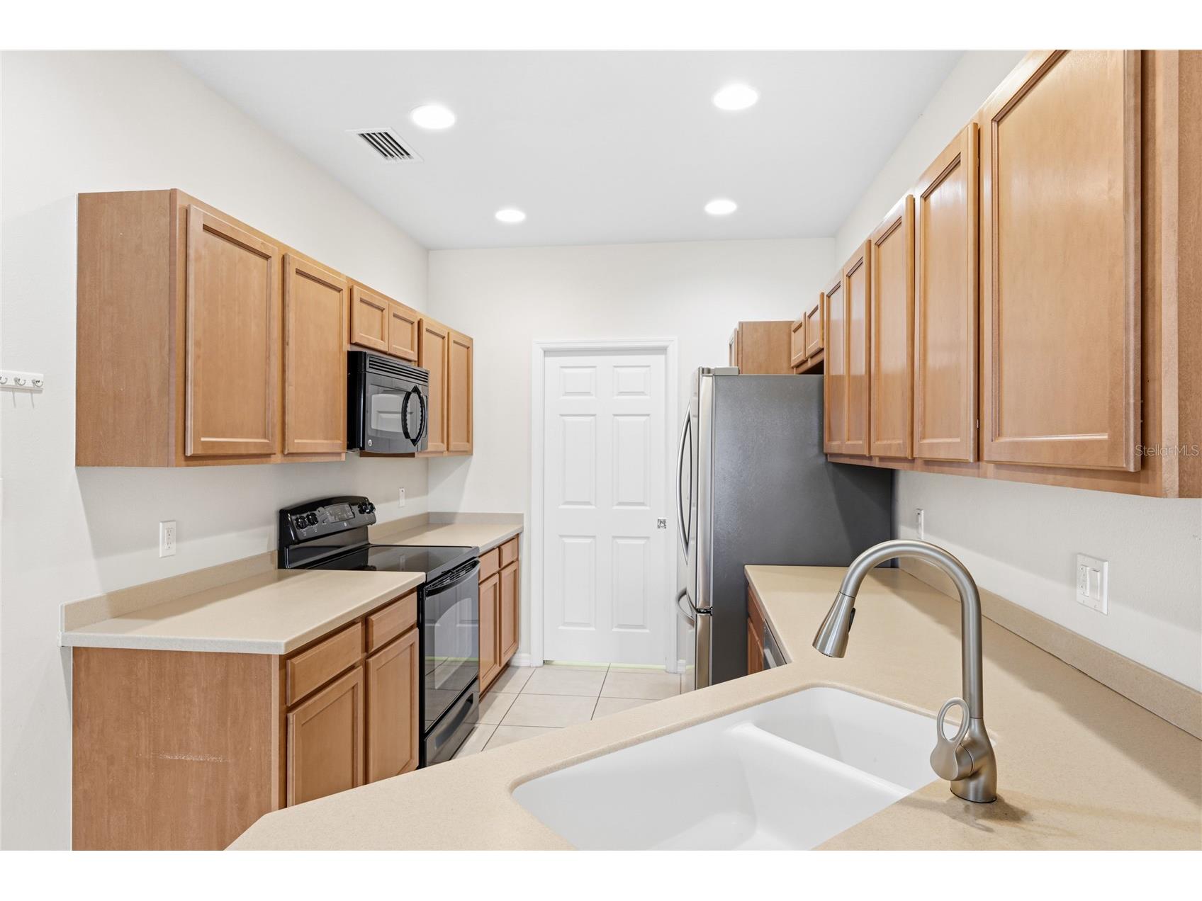 3730 82nd Avenue Circle E #104 Sarasota FL 34243 A4686045 image11