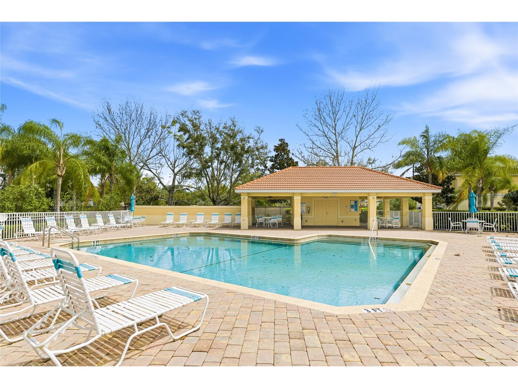 3730 82nd Avenue Circle E #104 Sarasota FL 34243 A4686045 image28