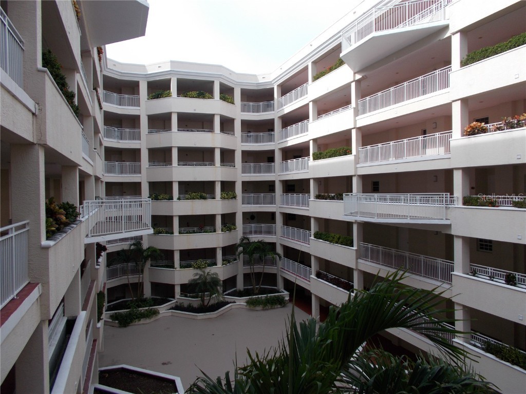 3730 Cadbury Circle #627 Venice FL 34293 N6130100 image1