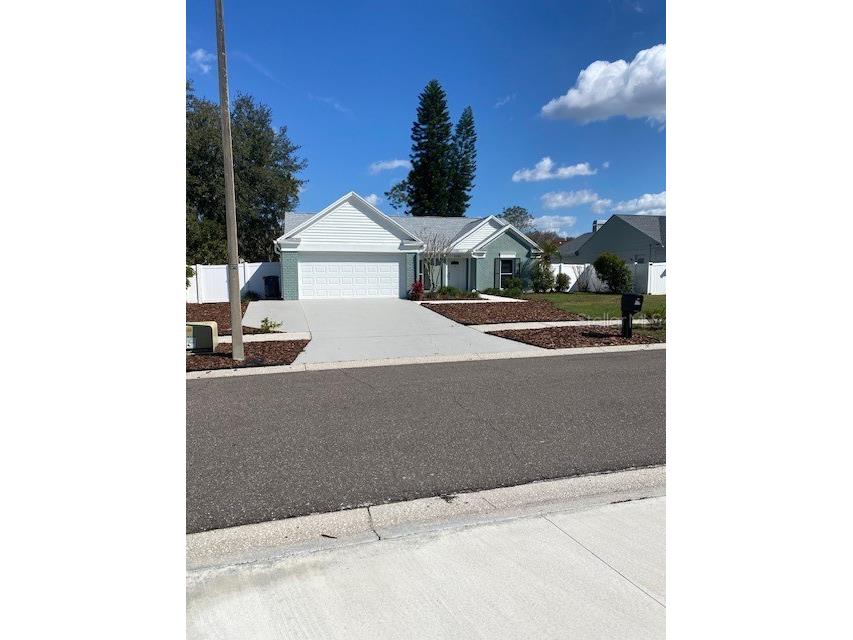 3730 Murray Dale Drive Valrico FL 33596 U8229685 image1