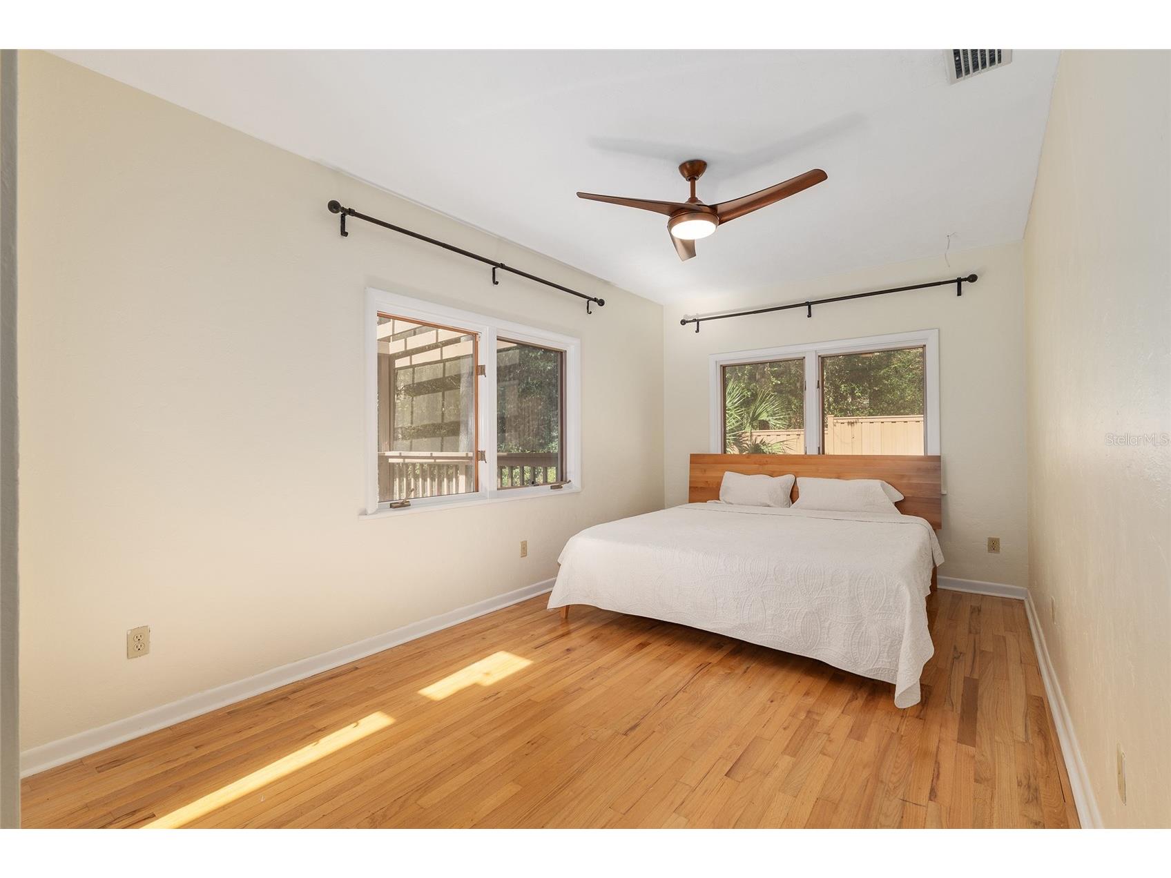 3730 NW 37th Terrace Gainesville FL 32606 GC535682 image11