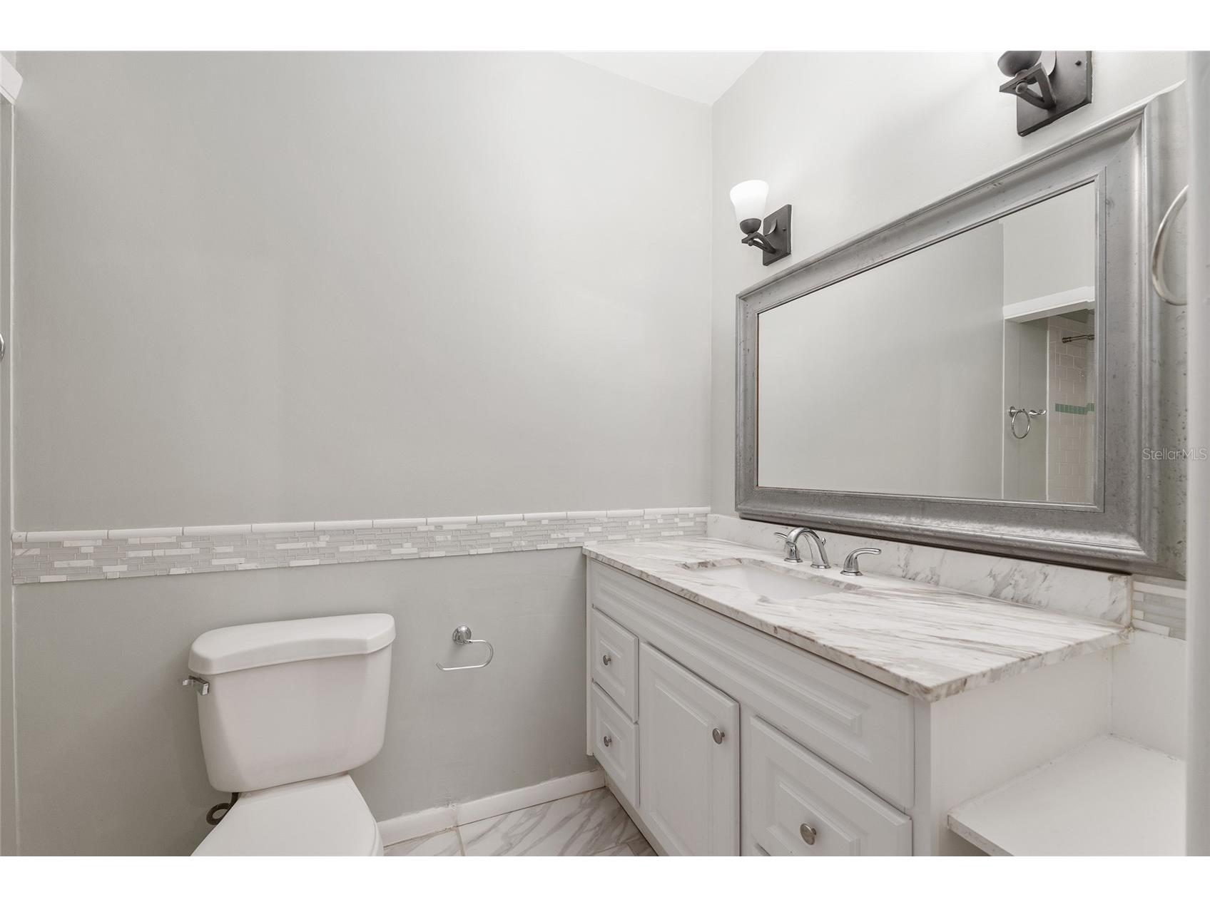 3730 NW 37th Terrace Gainesville FL 32606 GC535682 image22