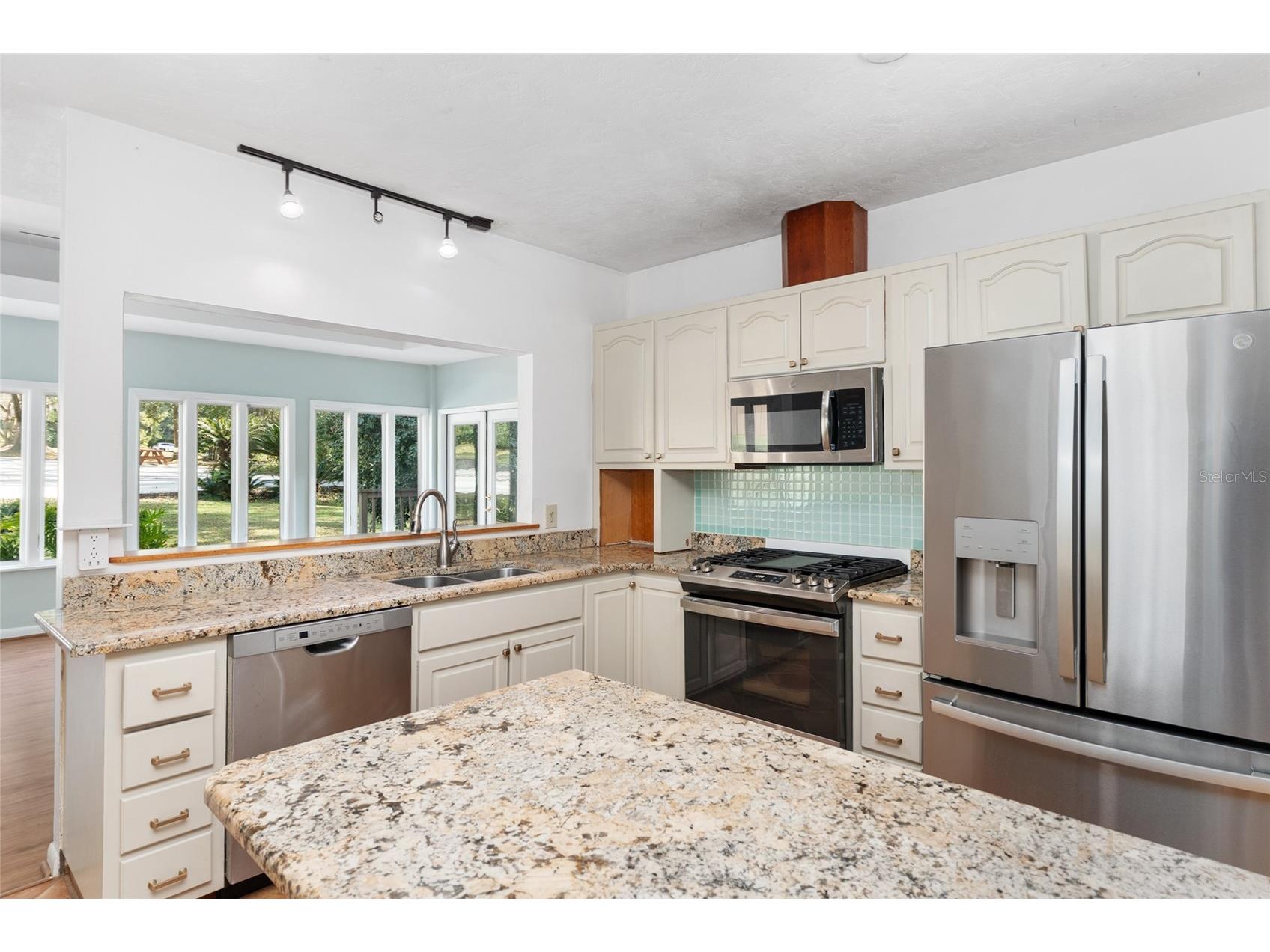 3730 NW 37th Terrace Gainesville FL 32606 GC535682 image9