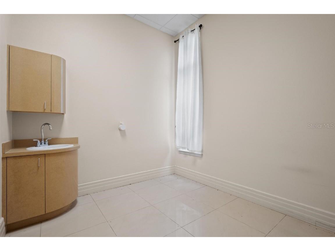 3730 Tampa Road #3730-B Palm Harbor FL 34684 TB8322113 image18
