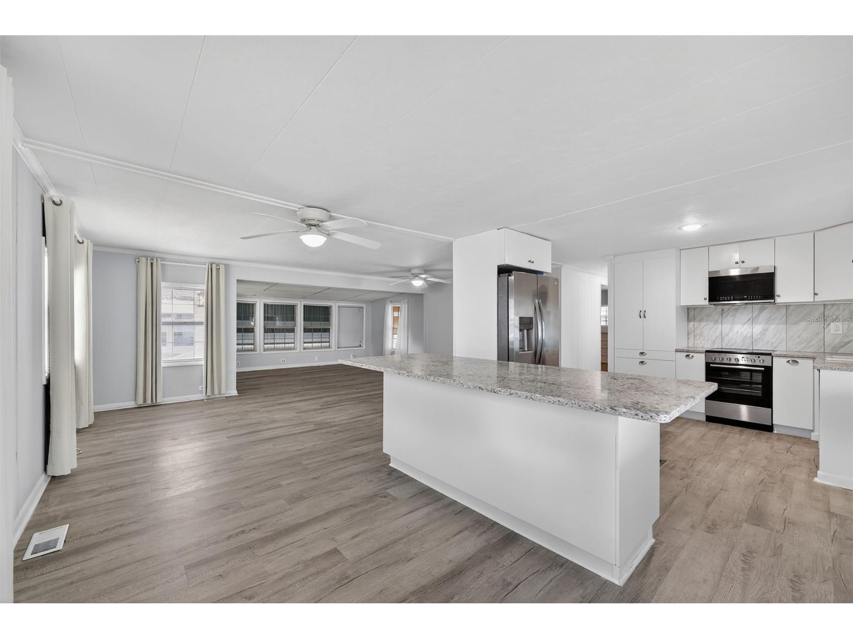 37303 Kinkaid Drive Zephyrhills FL 33541 TB8463568 image8