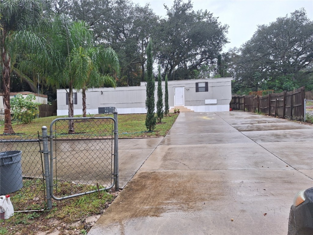 37305 Happy Ln Lady Lake FL 32159 S5095114 image1