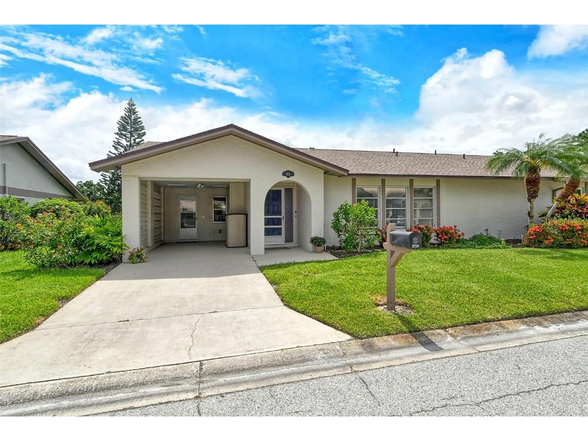 3731 Collins Street #817 Sarasota FL 34232 A4616033 image1