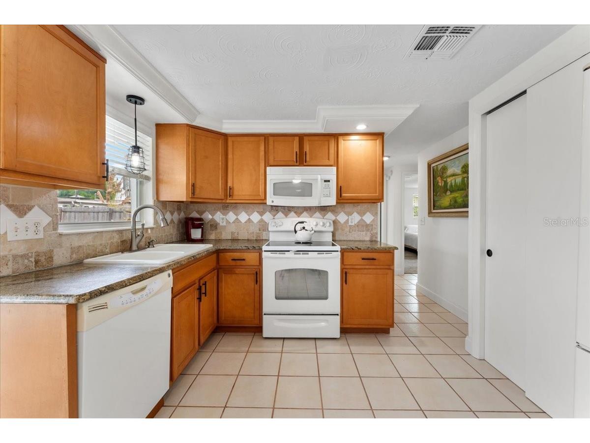 3731 Elmwood Drive Holiday FL 34691 TB8492251 image16