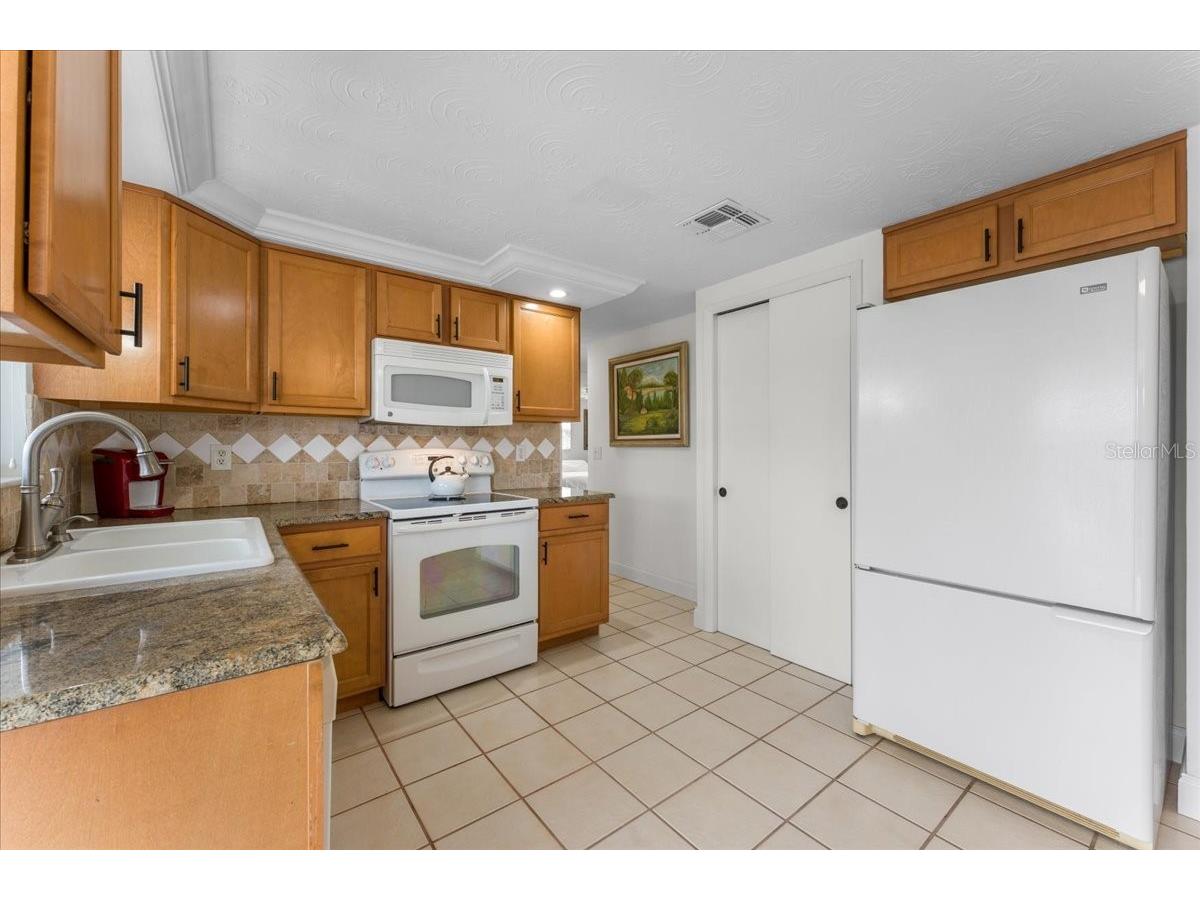 3731 Elmwood Drive Holiday FL 34691 TB8492251 image17