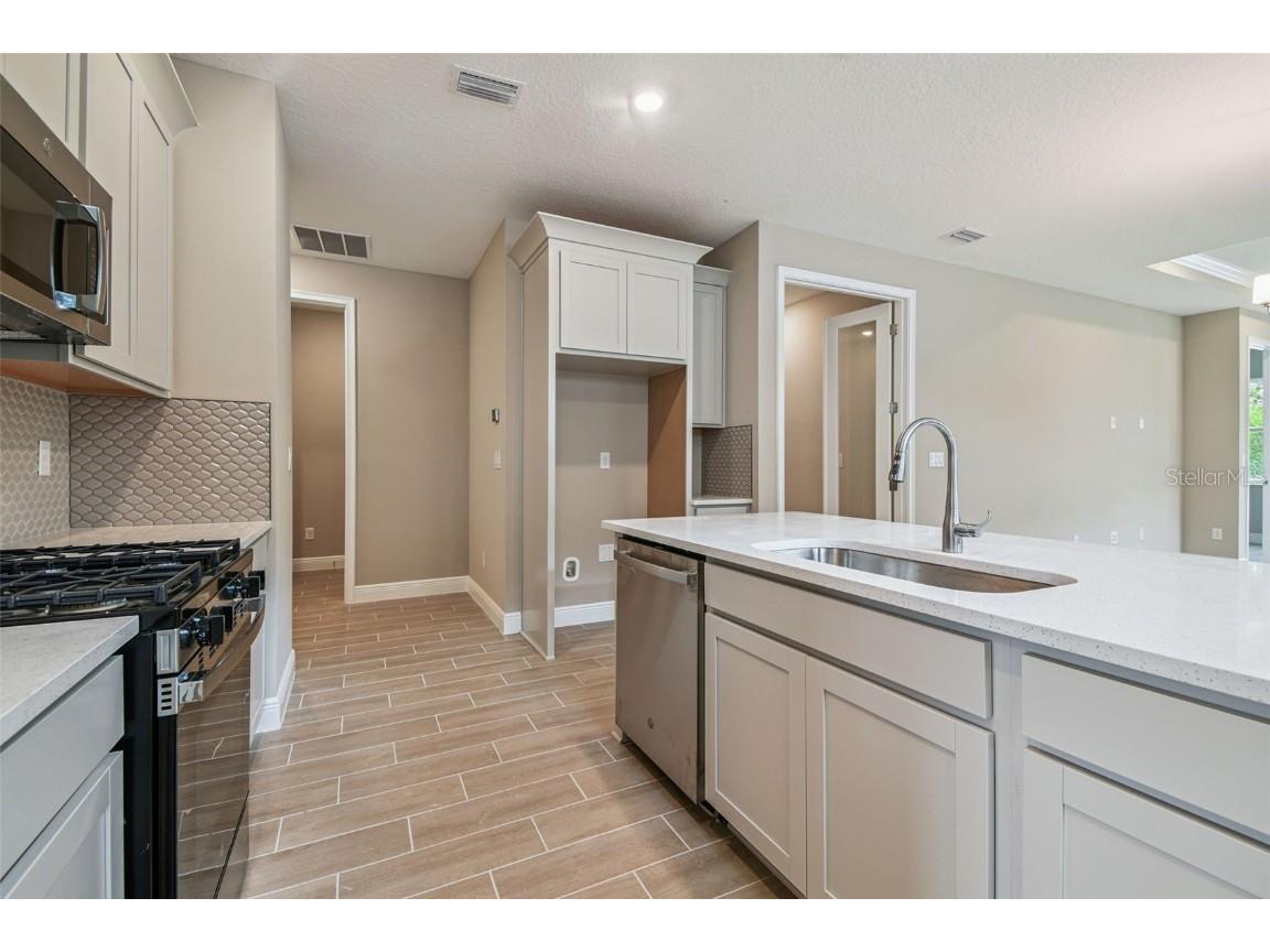 3731 Nandina Circle Sun City Center FL 33573 TB8414043 image7