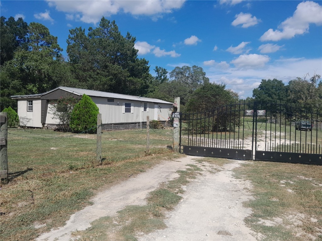 3731 SE 117th Terrace Morriston FL 32668 OM709464 image1