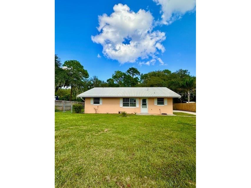 37312 Oak Lane Umatilla FL 32784 G5085976 image1