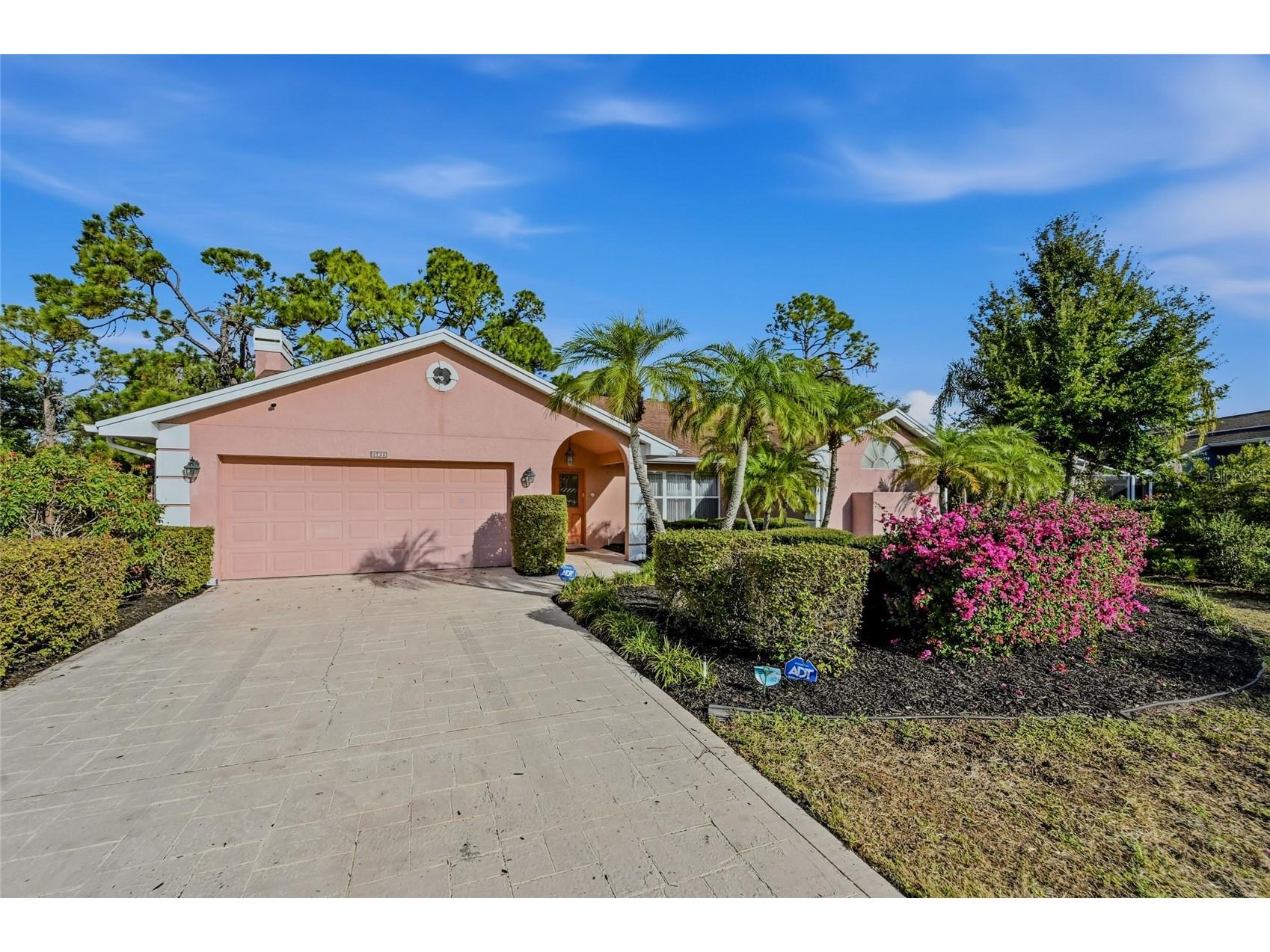 3732 Surrey Lane Sarasota FL 34235 A4676503 image1