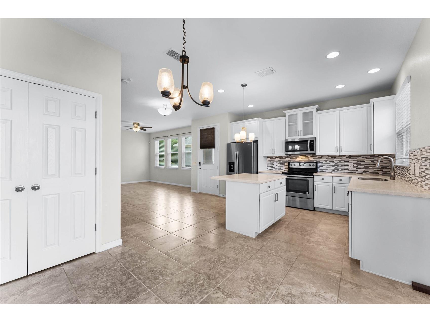 3733 Brighton Park Circle Orlando FL 32812 O6402399 image9
