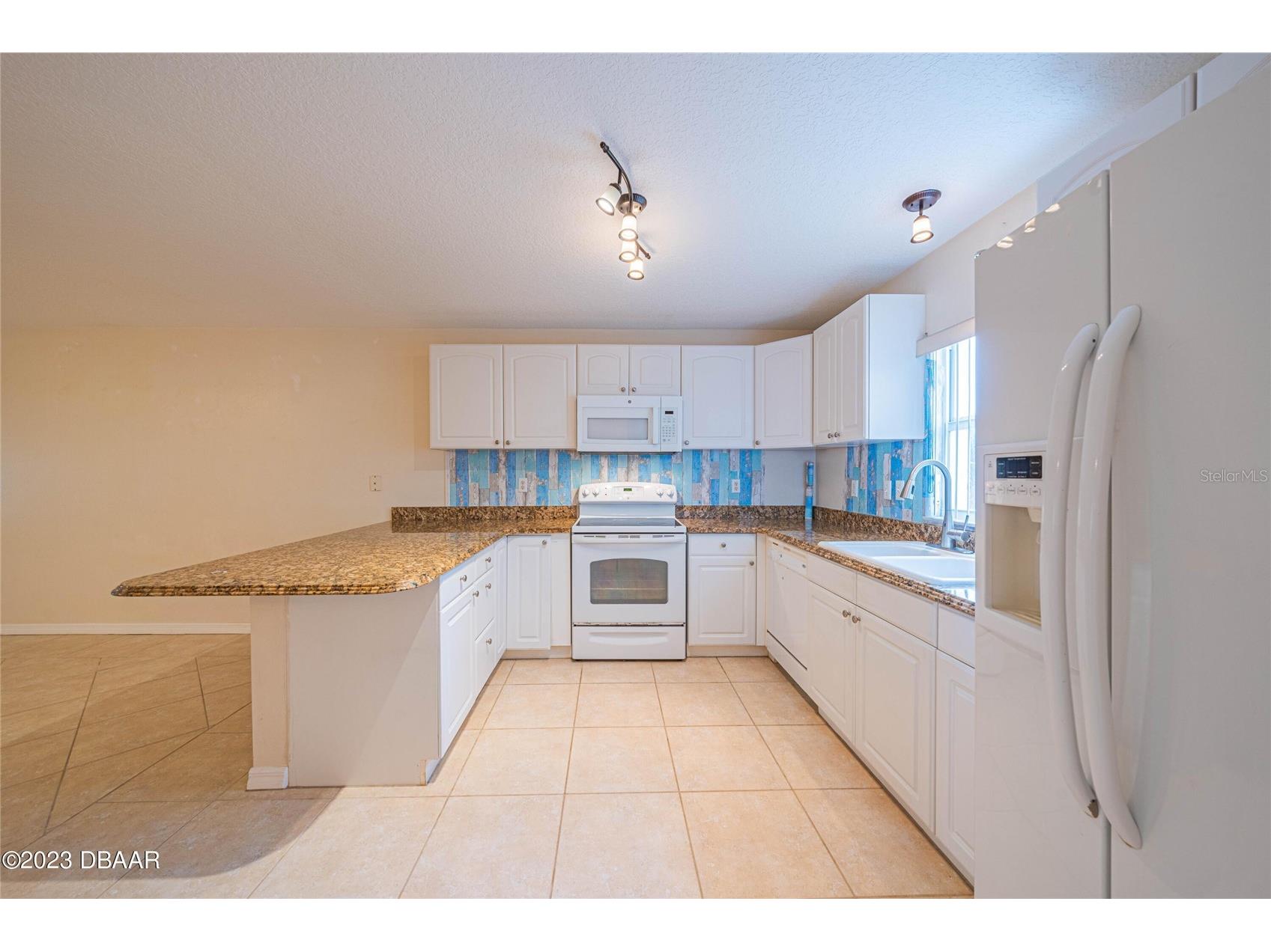 3733 Cardinal Boulevard #2 Daytona Beach FL 32118 NS1087212 image9