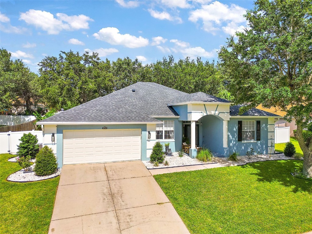 3733 Fallscrest Cir Clermont FL 34711 G5072827 image1