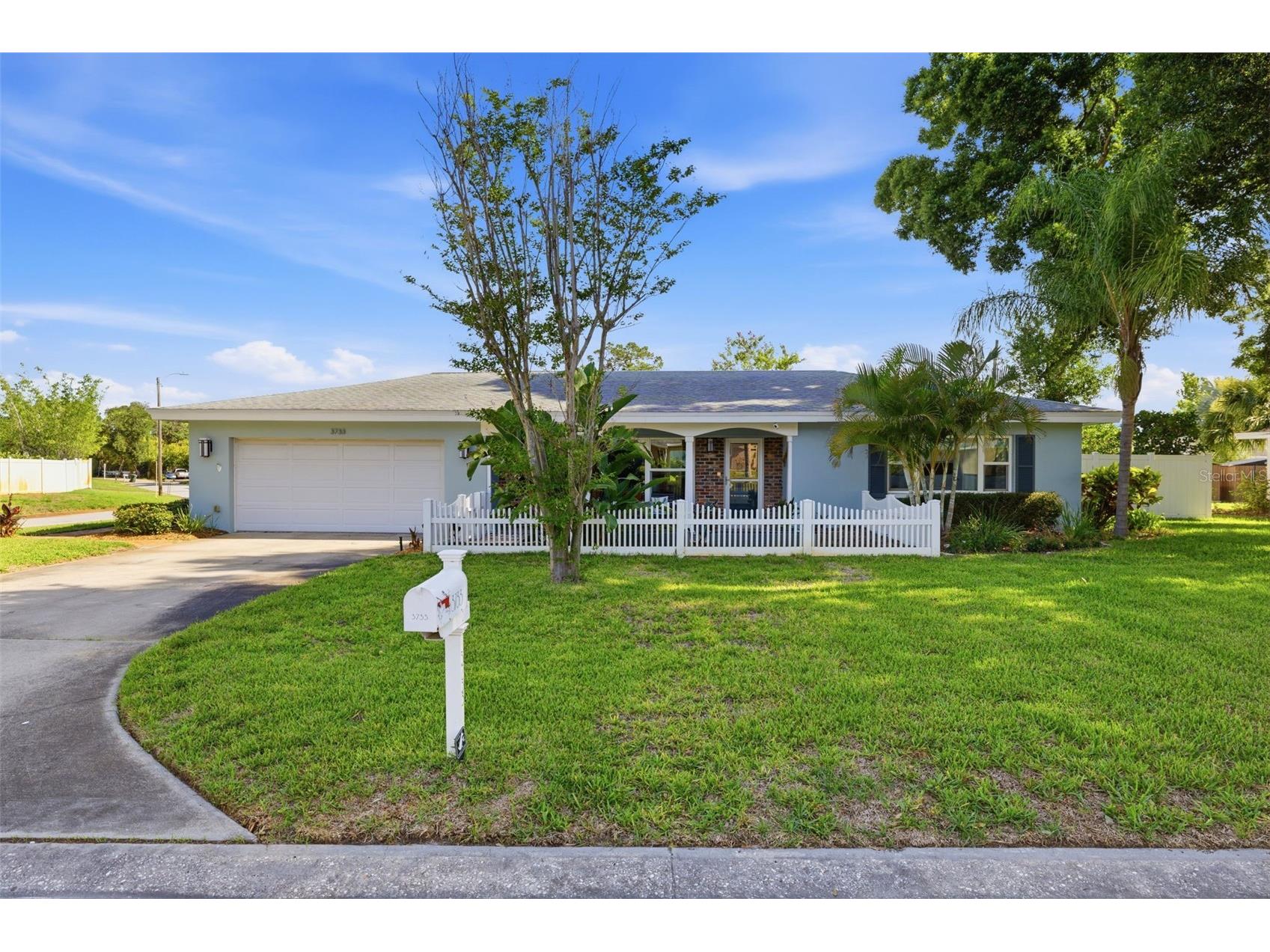3733 Harbor Heights Drive Largo FL 33774 TB8516469 image1