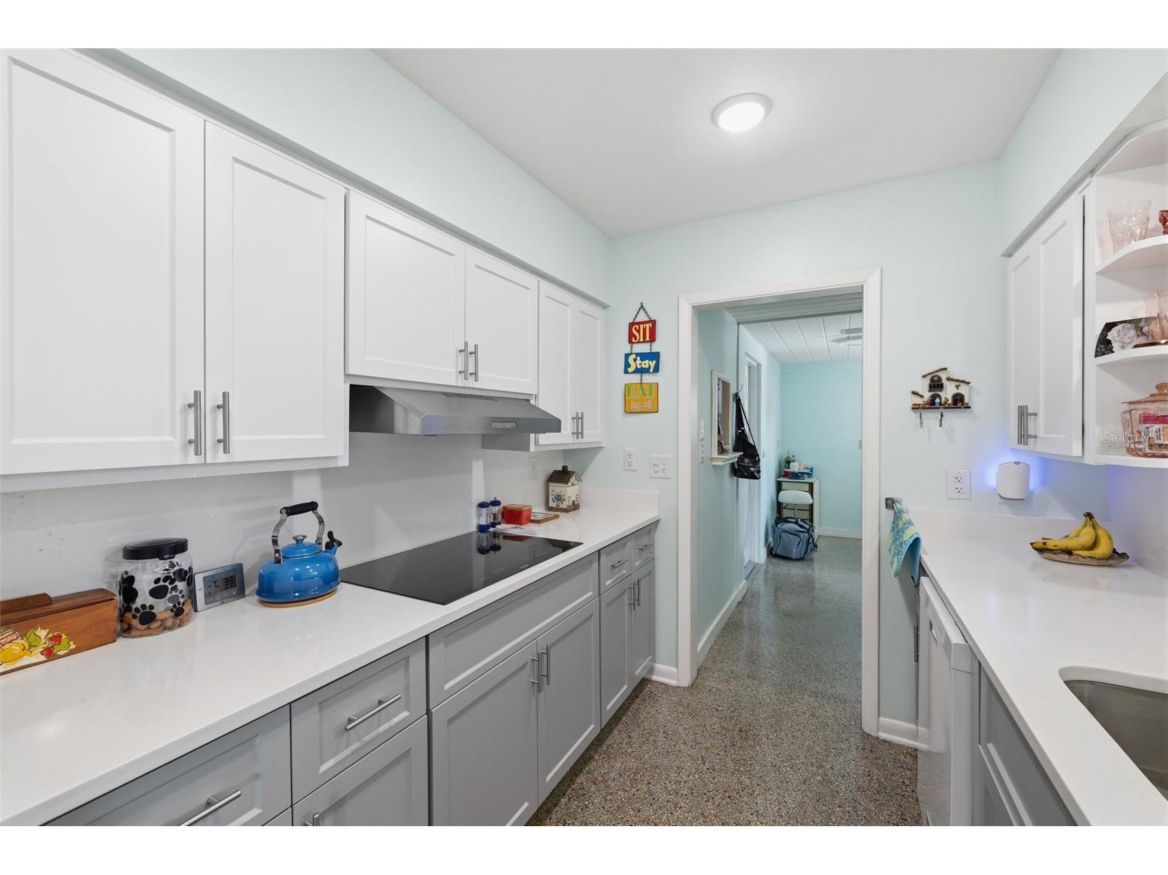 3733 Harbor Heights Drive Largo FL 33774 TB8516469 image12